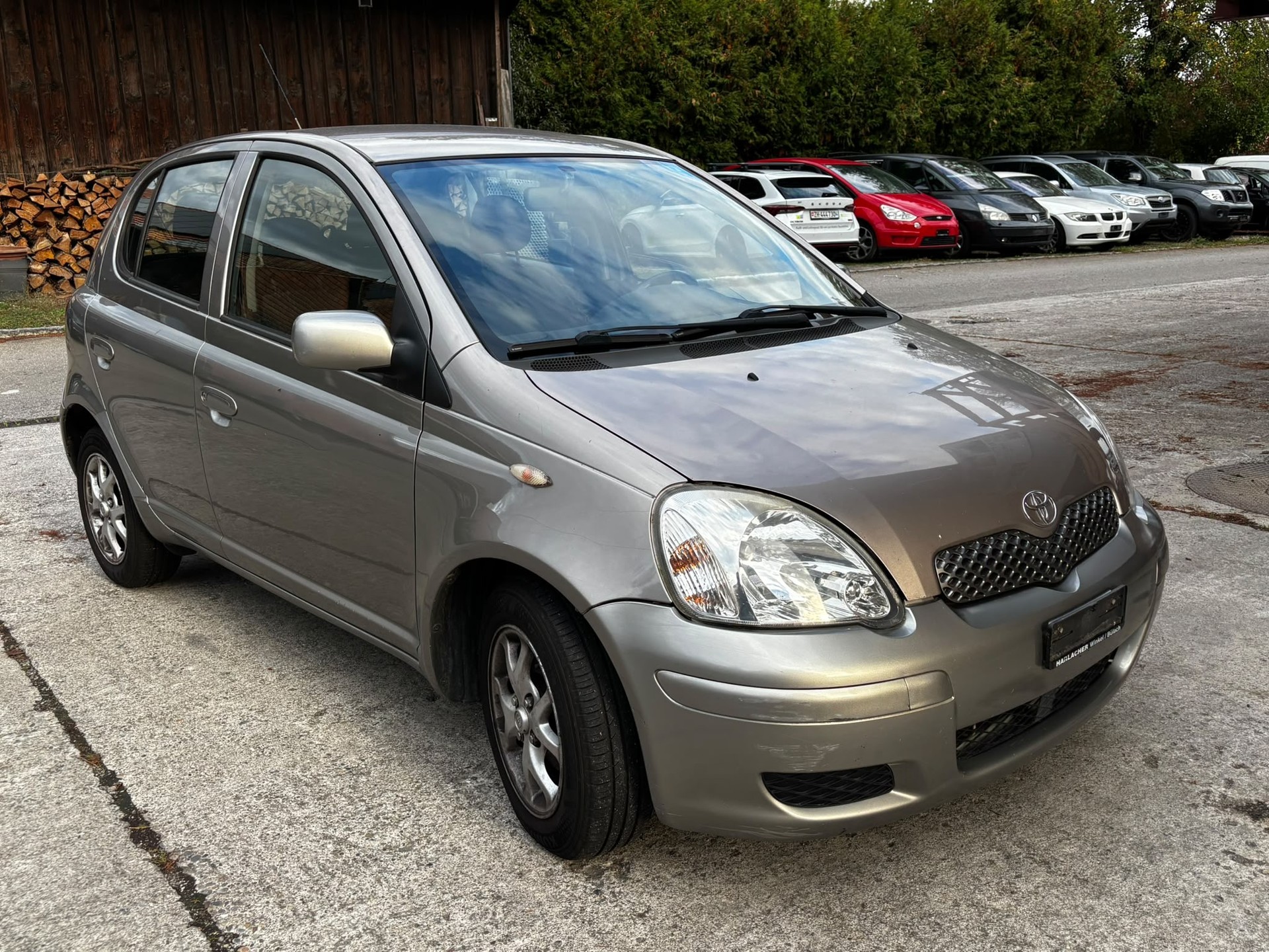 TOYOTA Yaris 1.3 Linea Sol-image-1