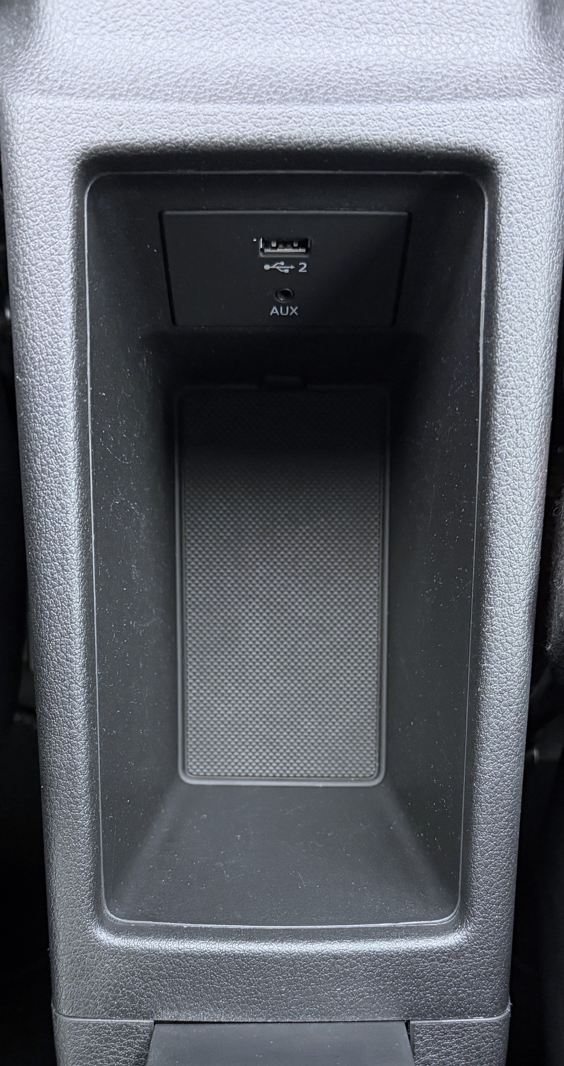 AUDI Q2 35 TDI S line quattro S-tronic-image-12