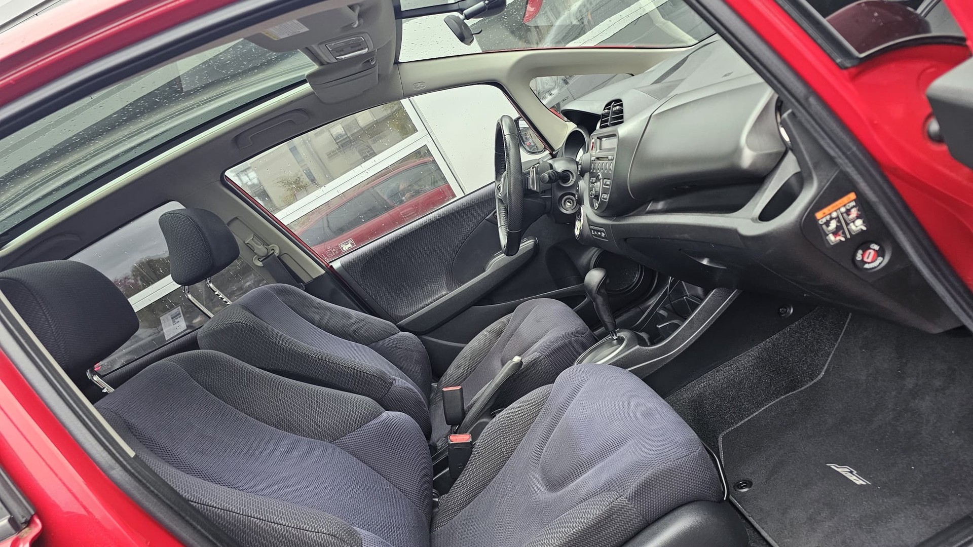 HONDA Jazz 1.4i Comfort CVT-image-10