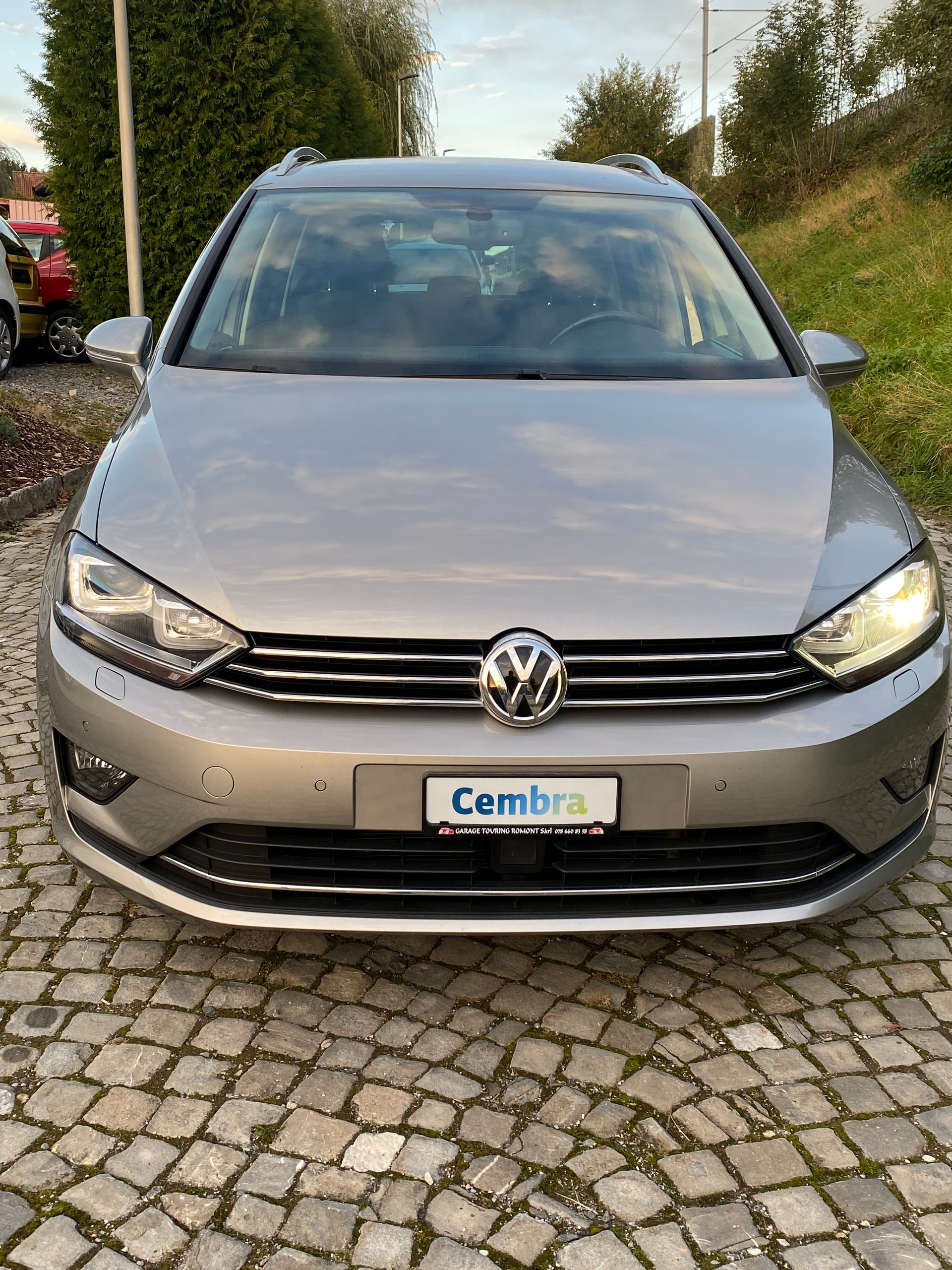 VW Golf Sportsvan 1.4 TSI Highline DSG-image-0