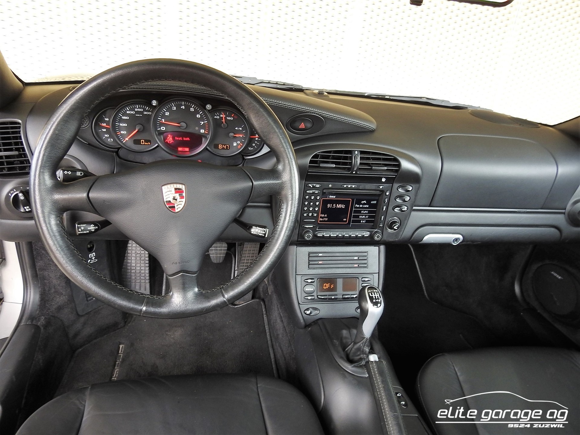 PORSCHE 911 Carrera 4 S Cabrio-image-5