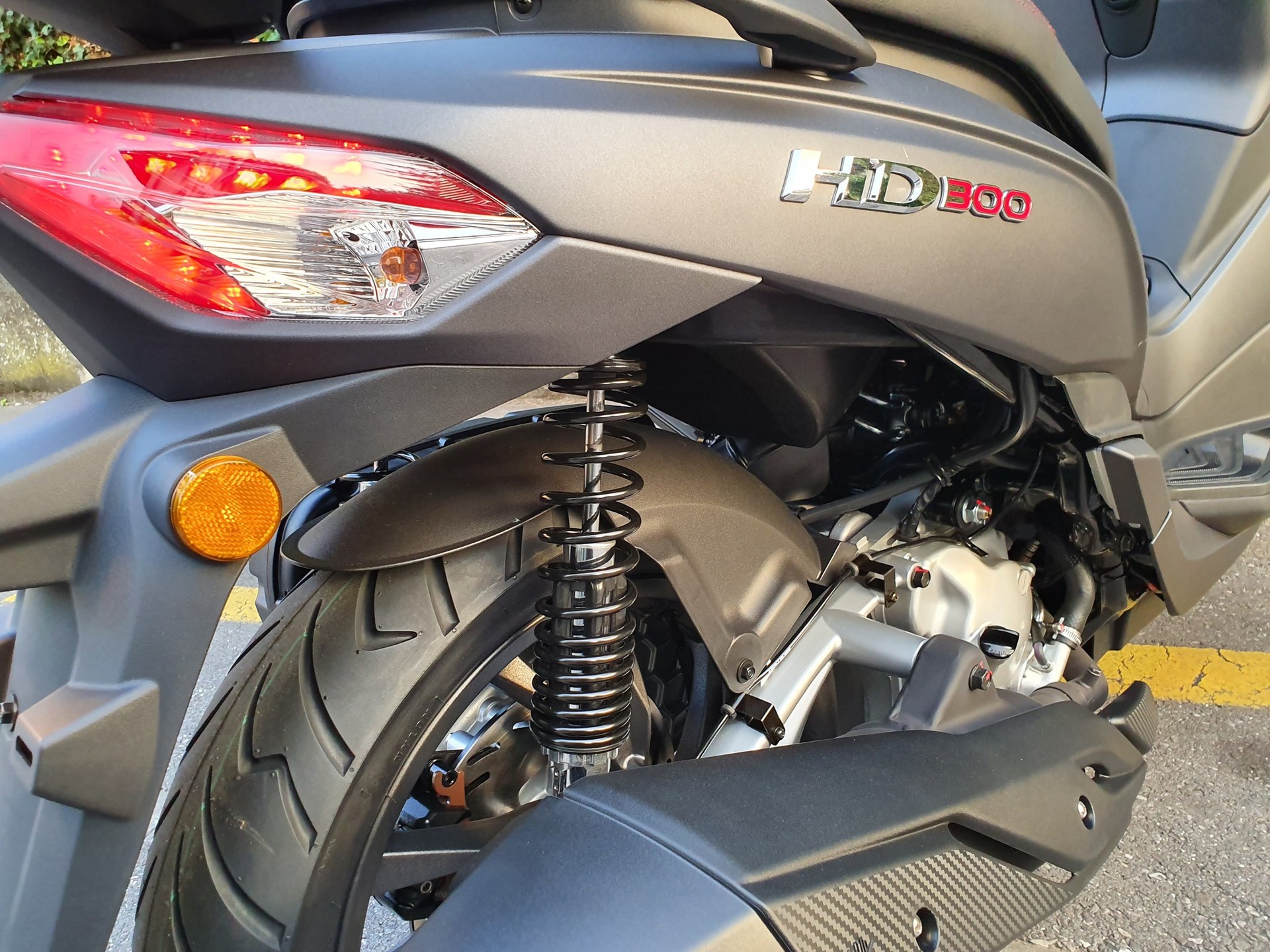SYM HD 300i ABS-image-10