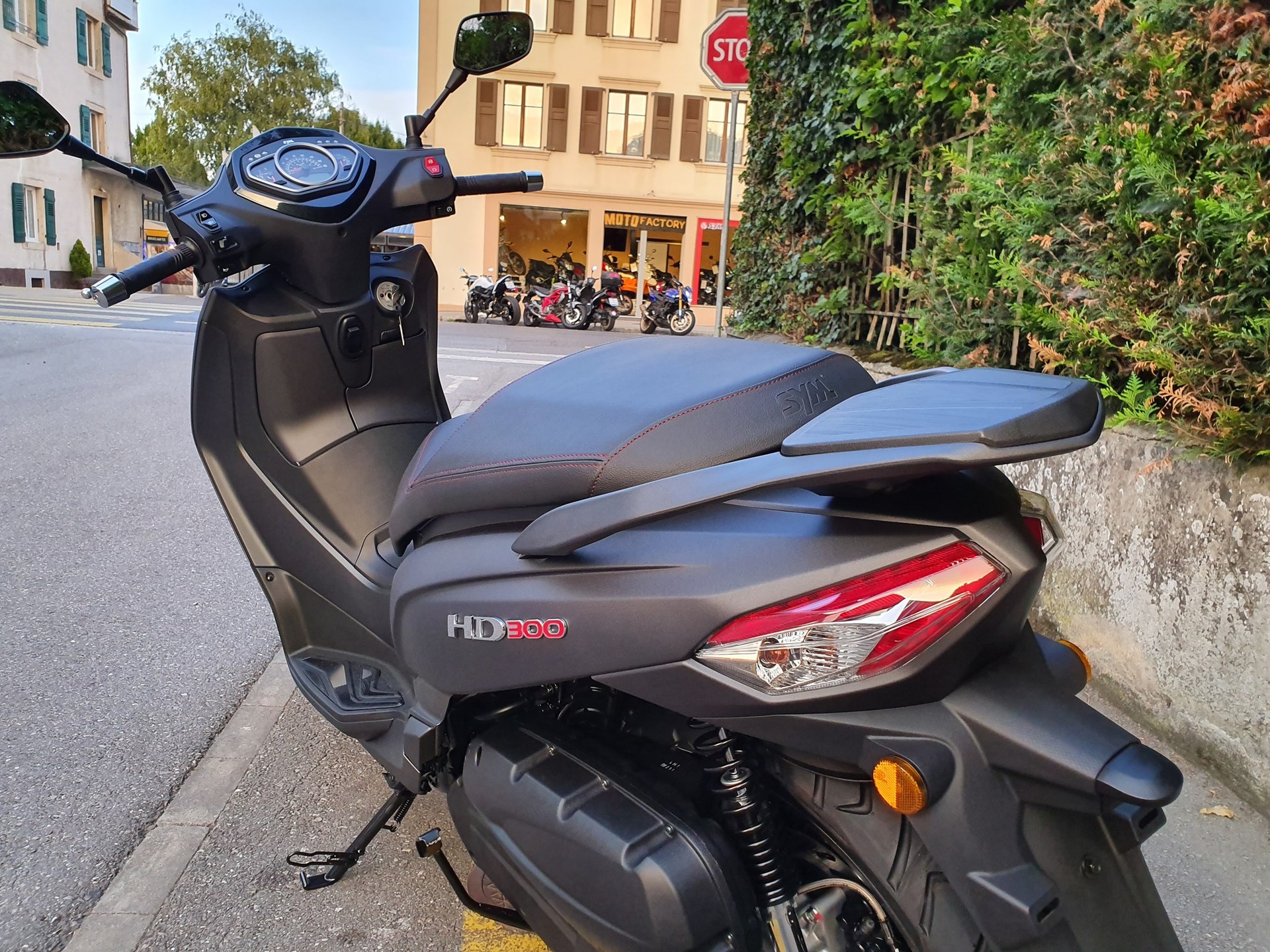 SYM HD 300i ABS-image-15