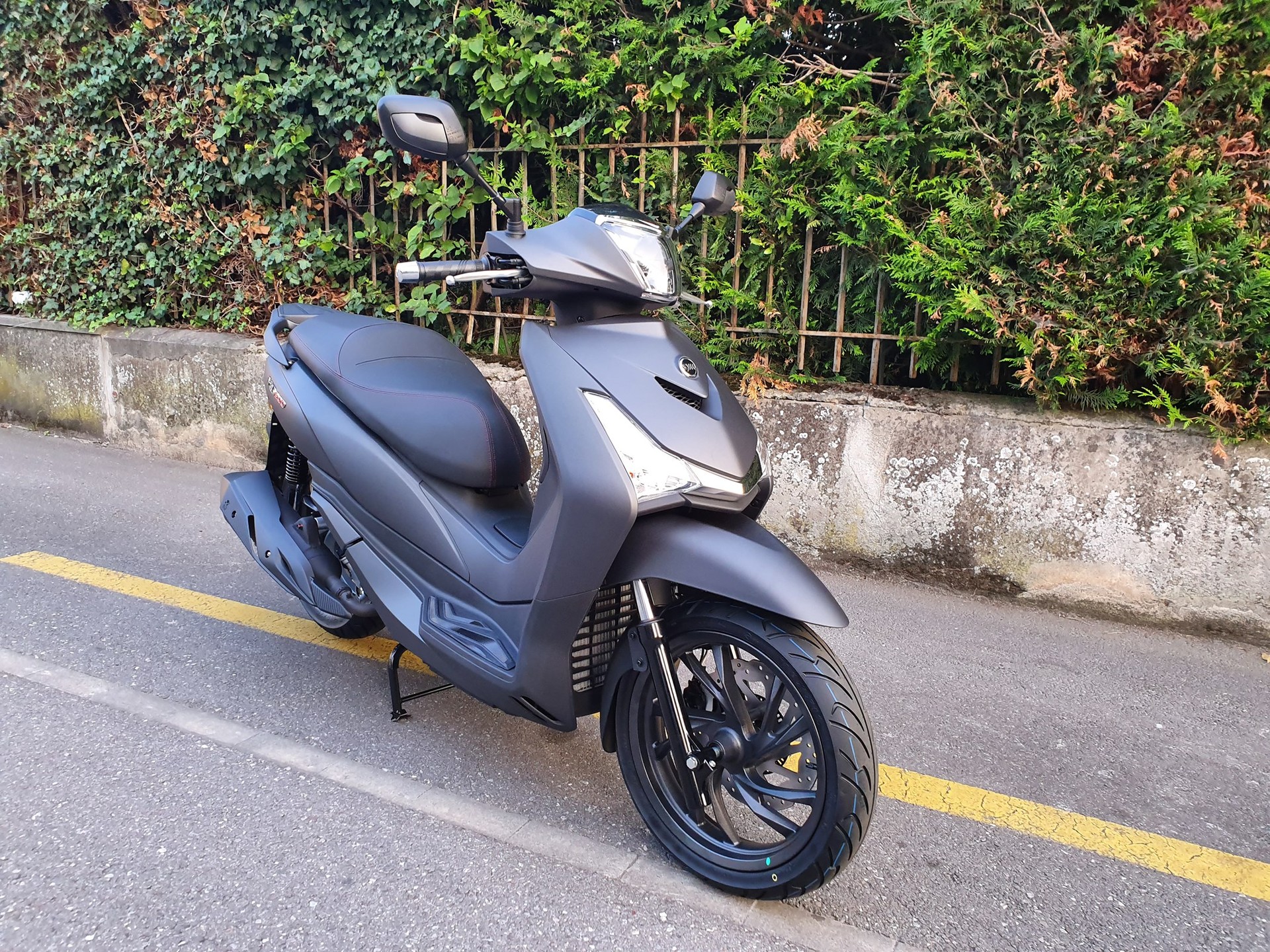 SYM HD 300i ABS-showroom-element-1