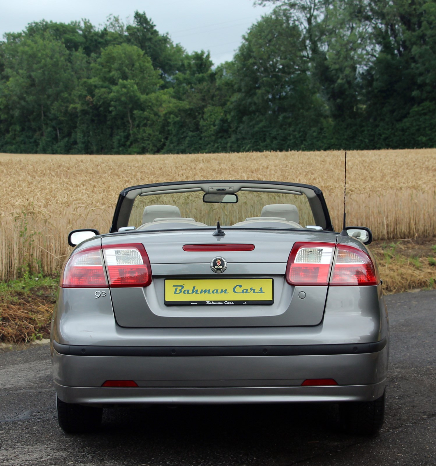 SAAB 9-3 2.0t Vector-image-18