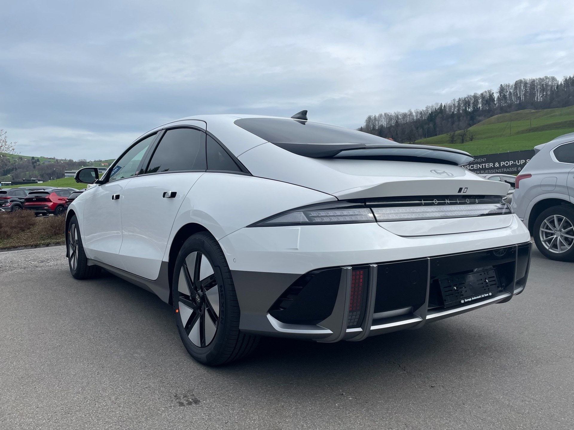 HYUNDAI Ioniq 6 77kWh Launch Edition 4WD-image-4