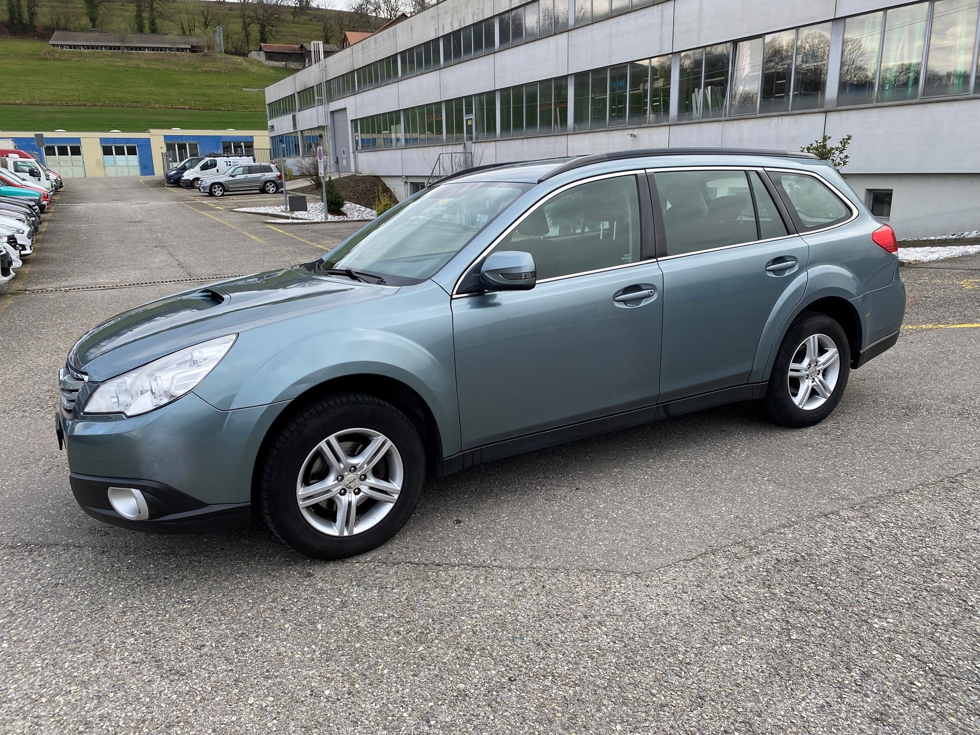 SUBARU Outback 2.0D Swiss AWD-image-9