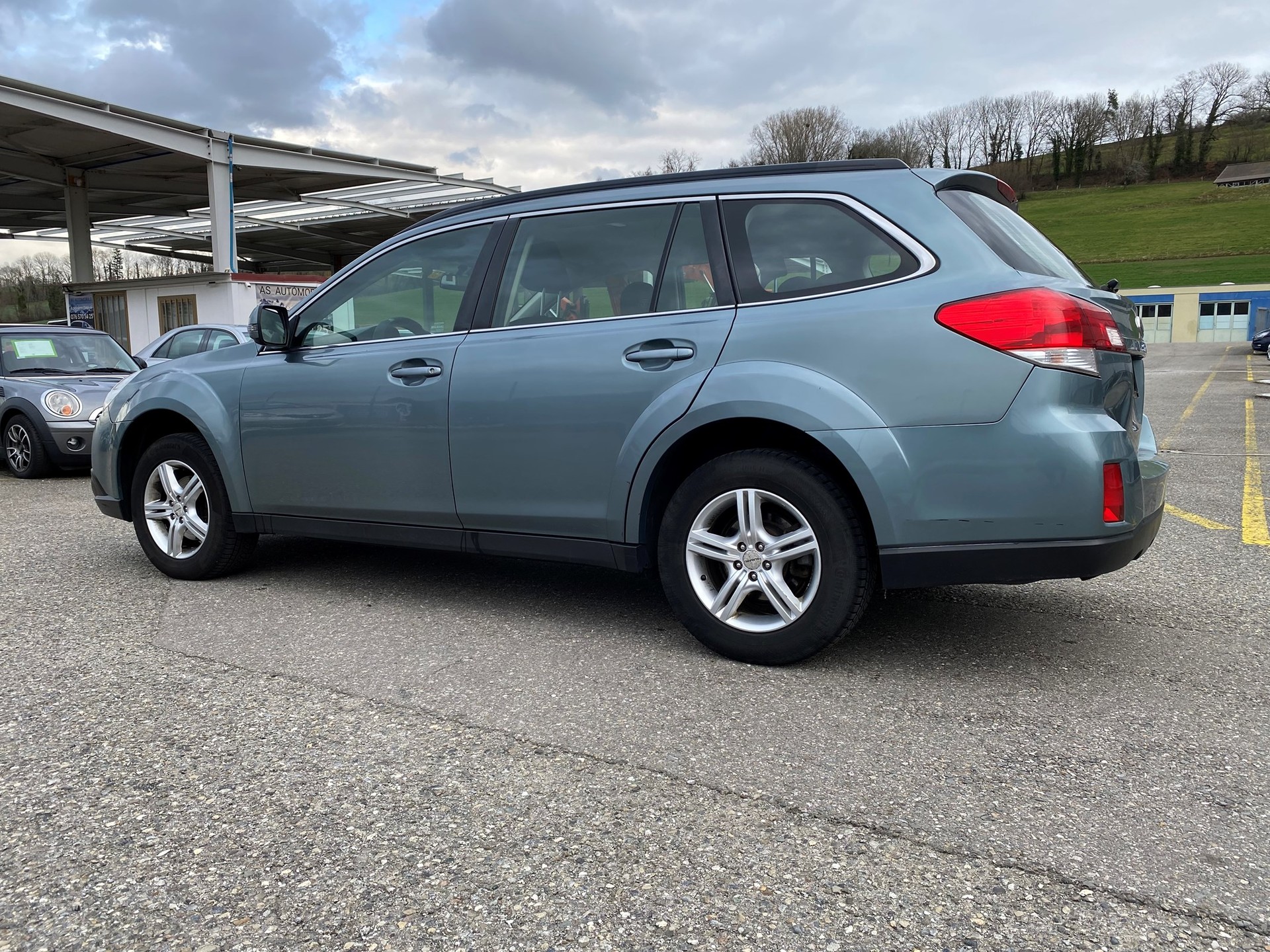 SUBARU Outback 2.0D Swiss AWD-image-14