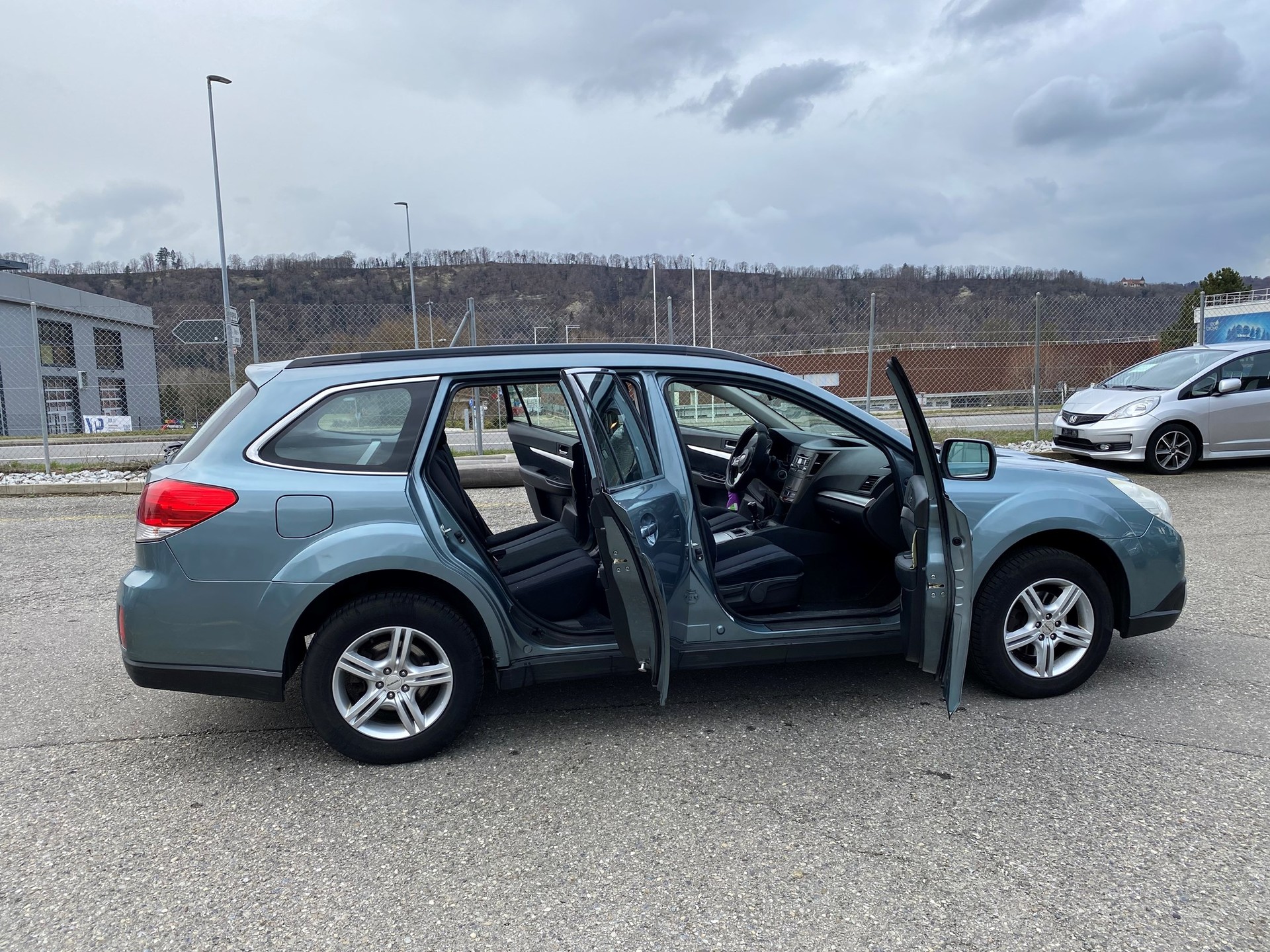 SUBARU Outback 2.0D Swiss AWD-image-1