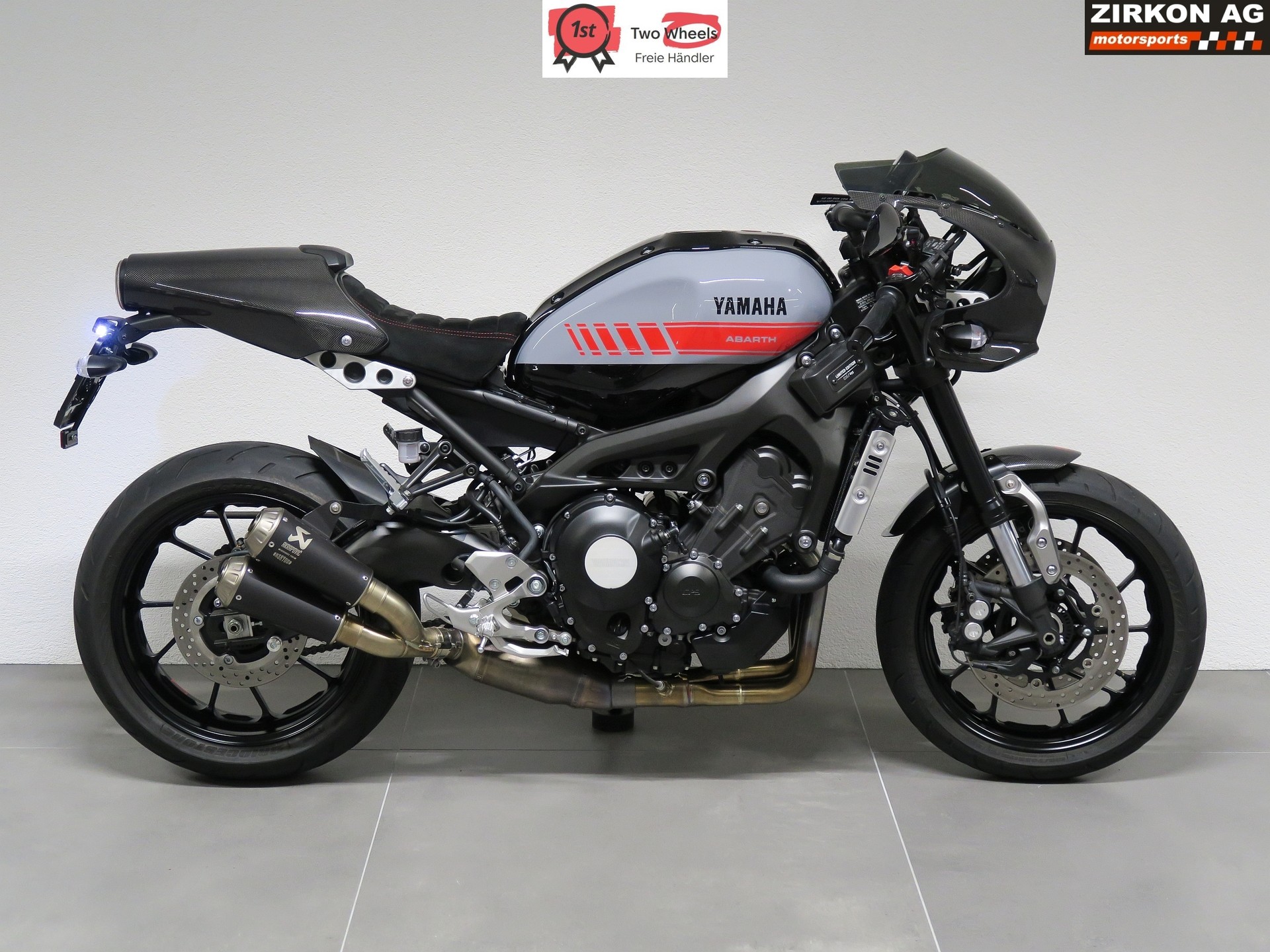 YAMAHA XSR 900 Abarth
