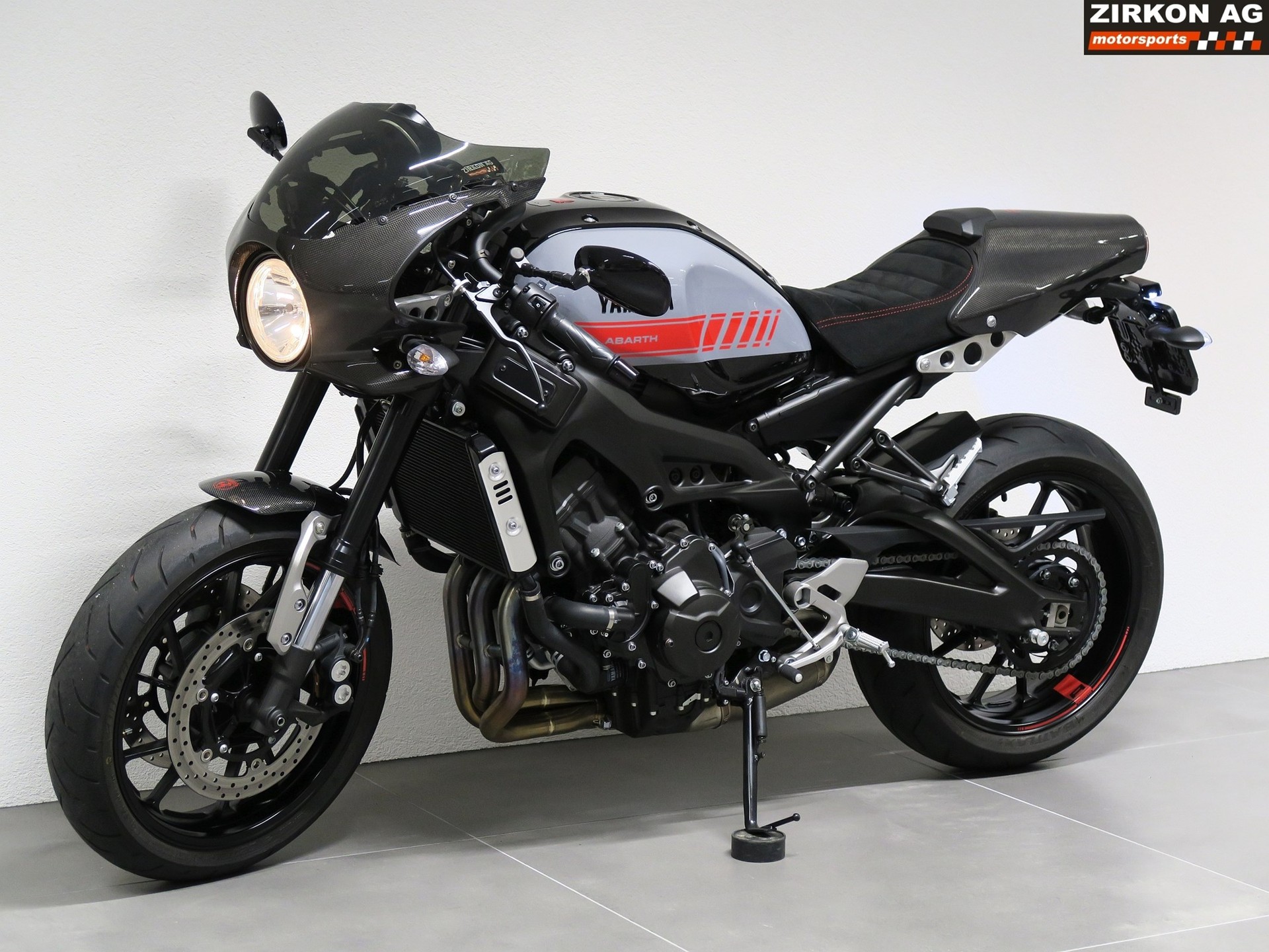 YAMAHA XSR 900 Abarth-image-9