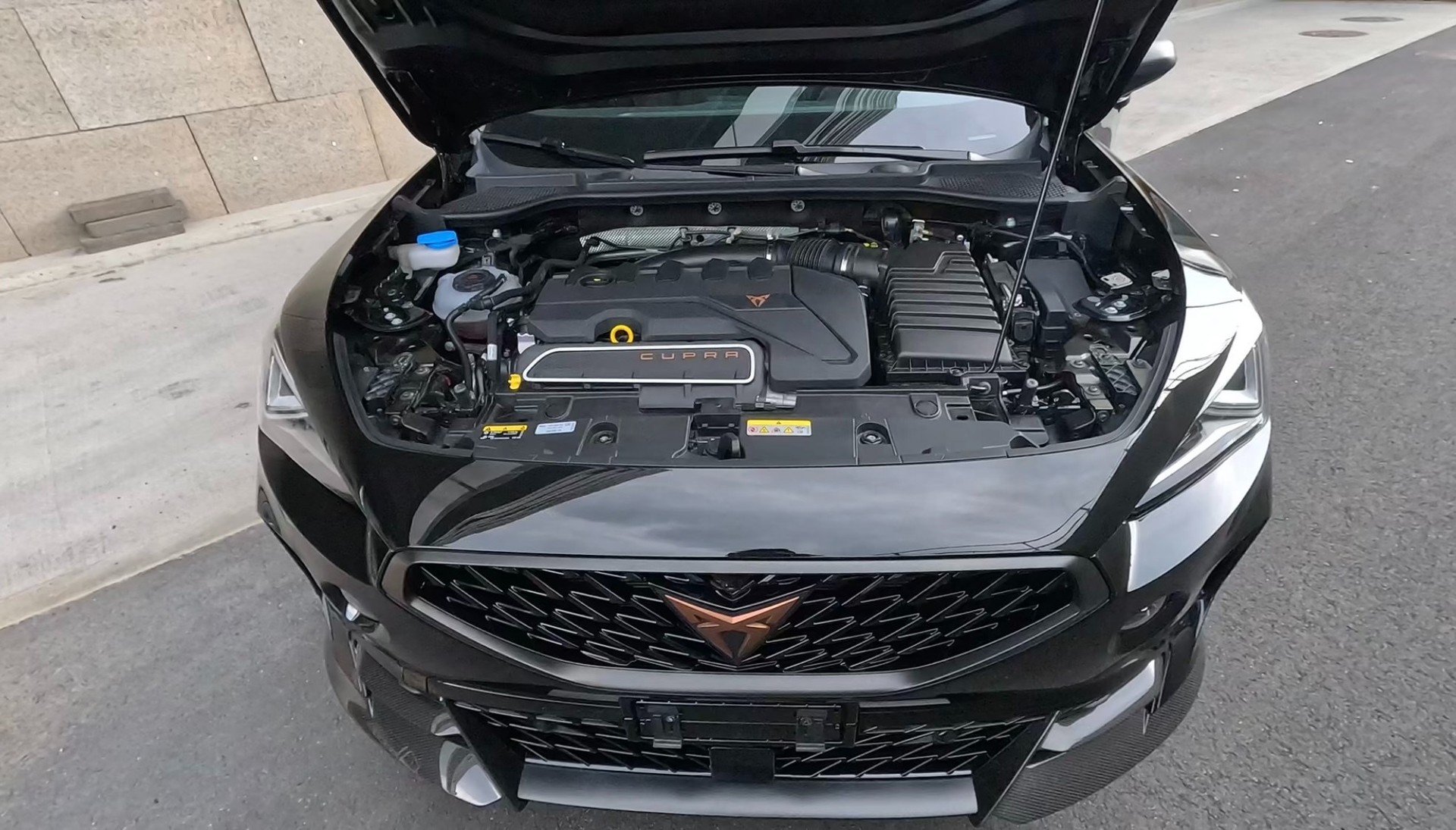 CUPRA Formentor 2.5TSI VZ5 4Drive DSG-image-12