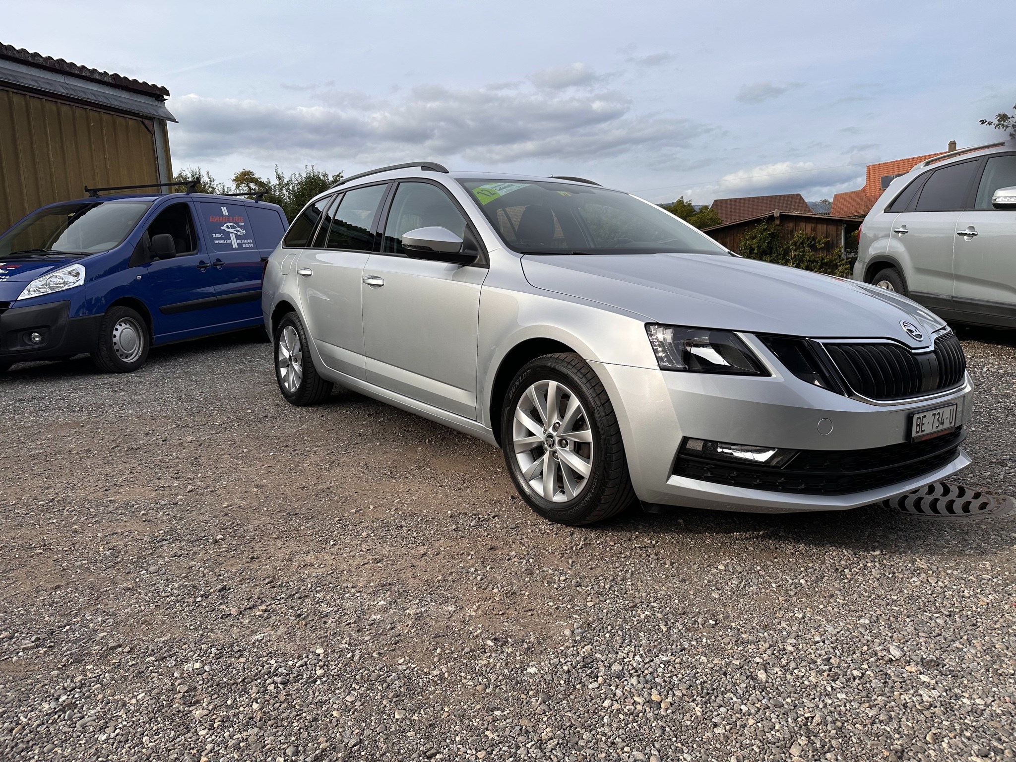 Car photo
