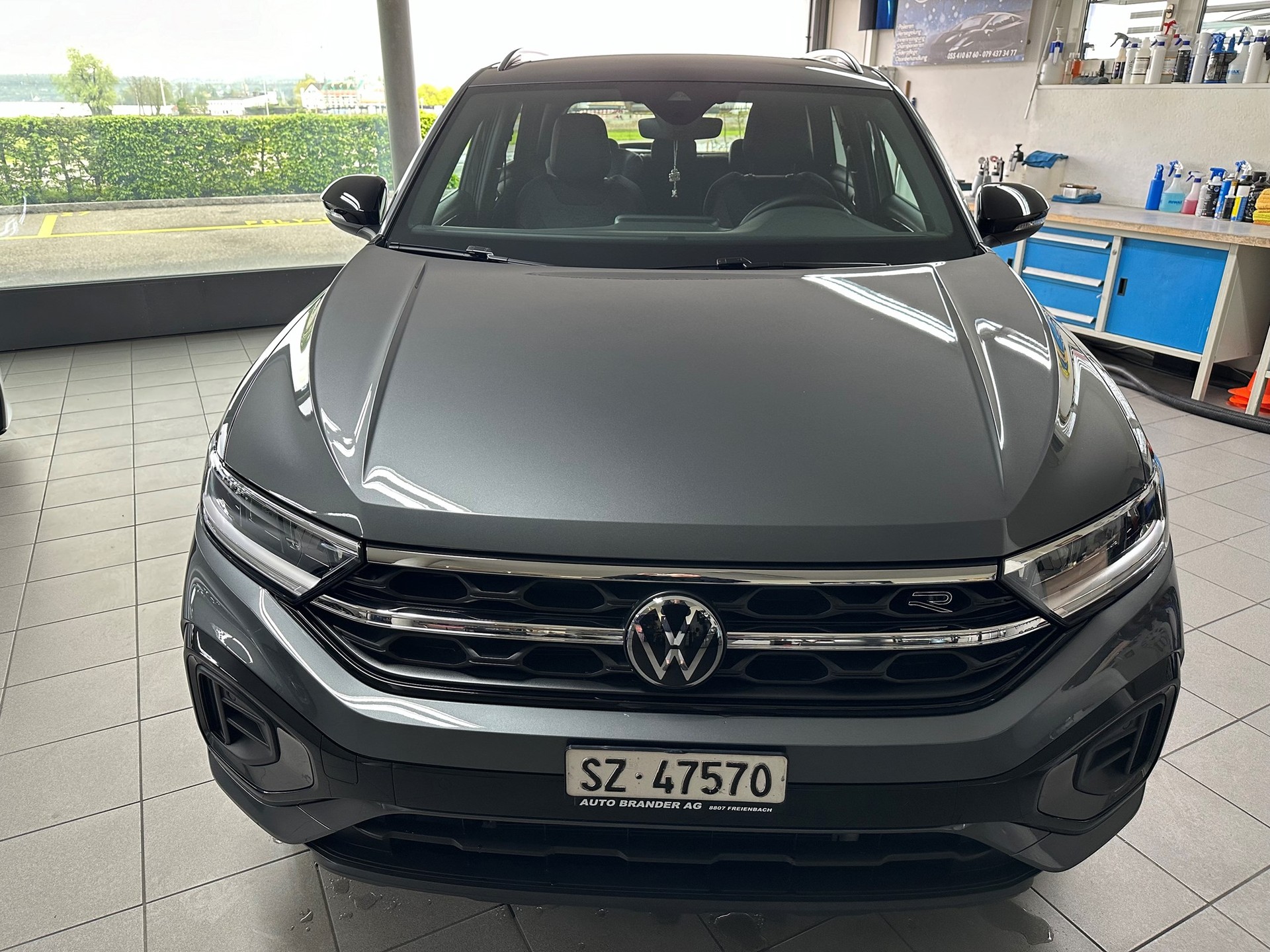 VW T-Roc 2.0 TSI R-Line DSG 4Motion-image-0