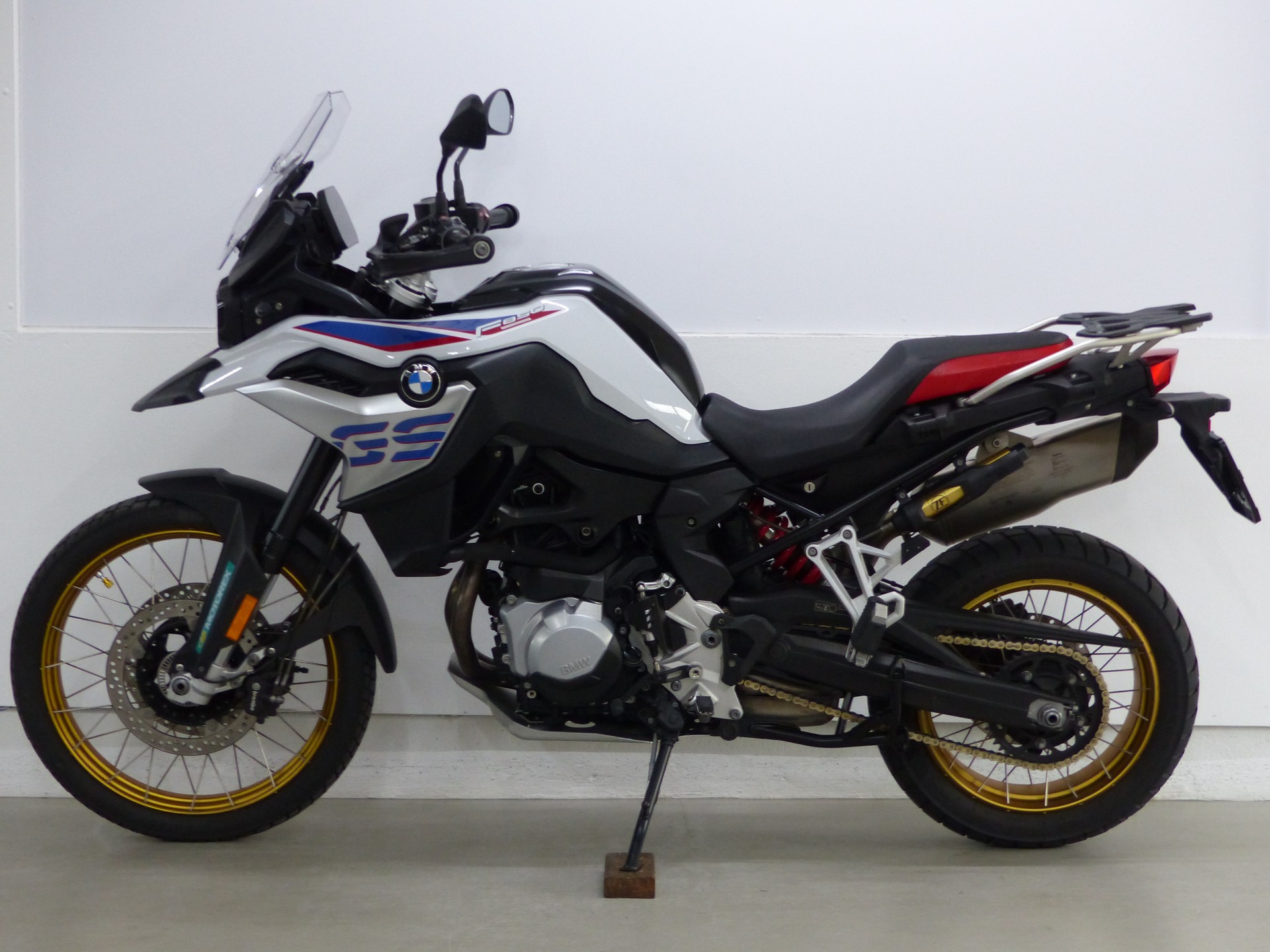 BMW F 850 GS ABS mit Zubehör-showroom-element-2