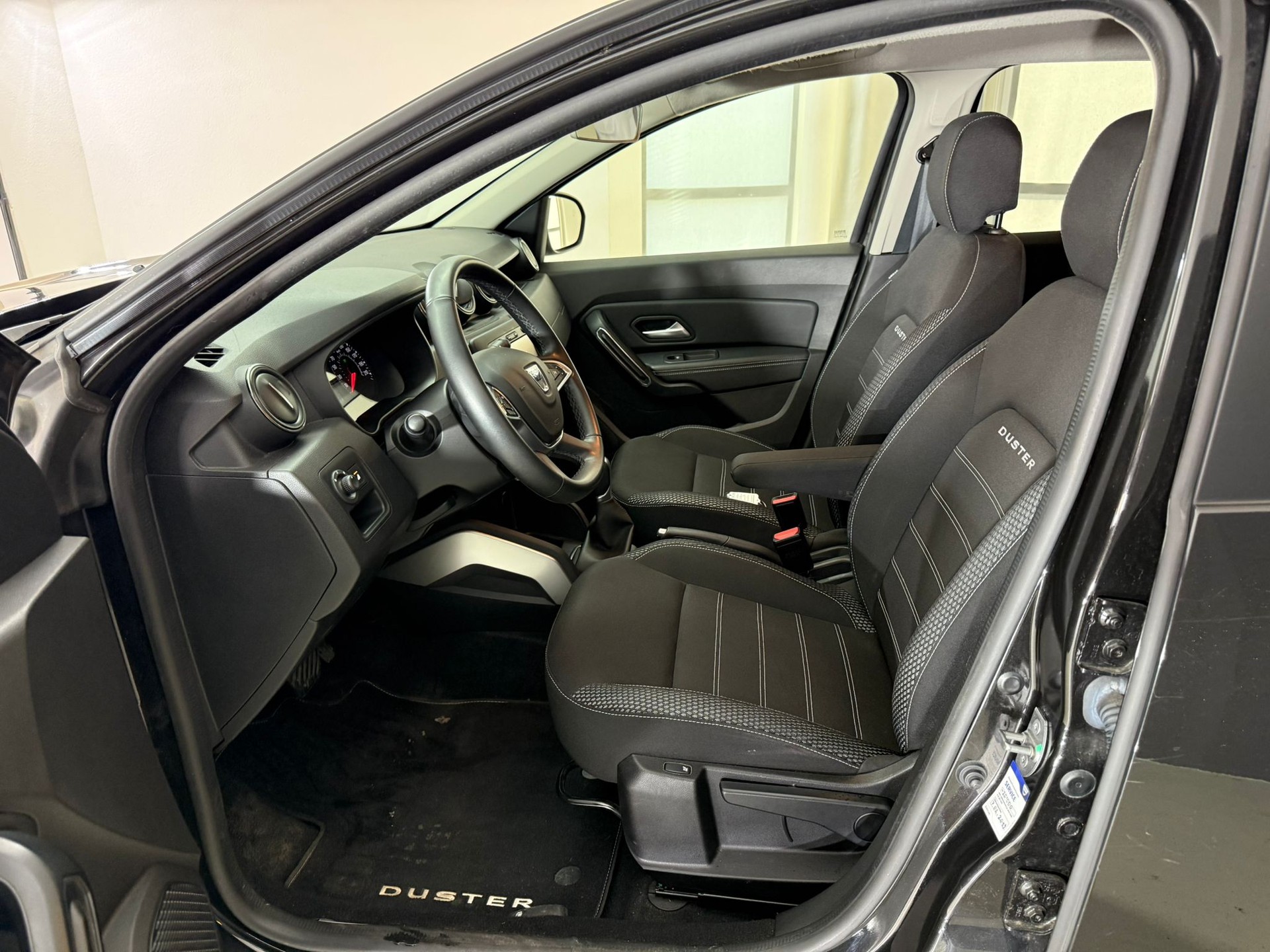 DACIA Duster dCi 110 Prestige 4x2 EDC-image-6