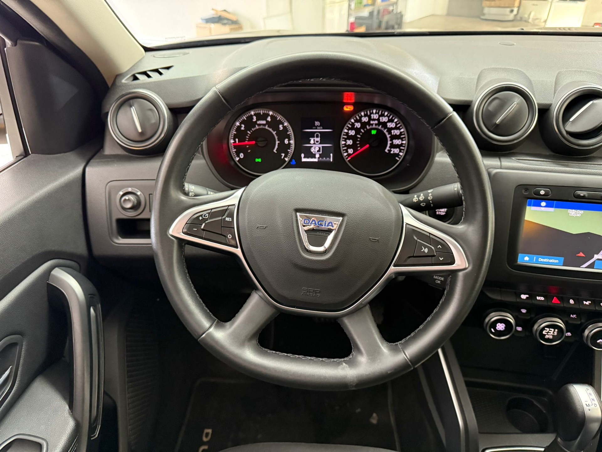 DACIA Duster dCi 110 Prestige 4x2 EDC-image-9