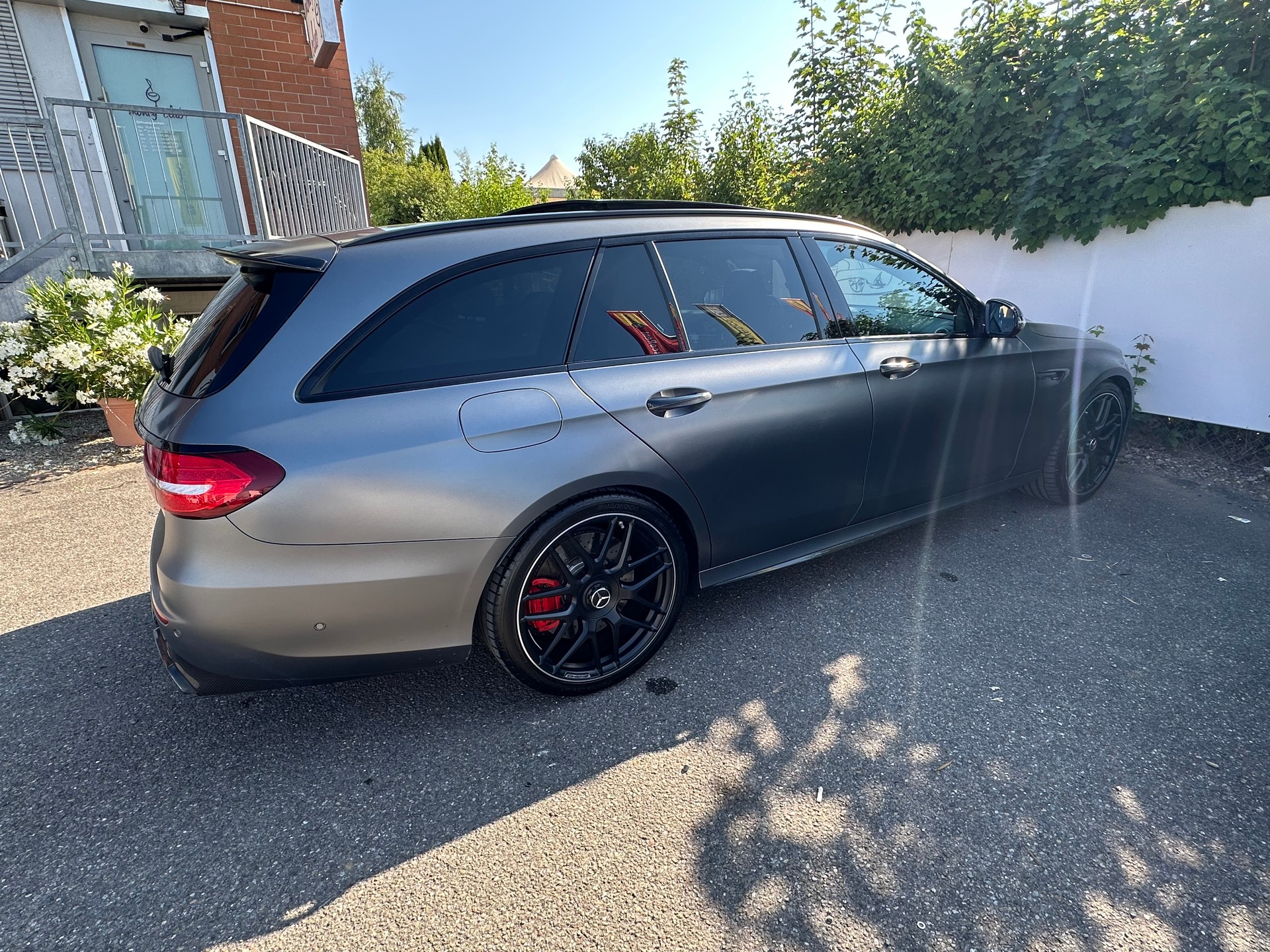 MERCEDES-BENZ E 63 AMG S 4 Matic 9G-Tronic-image-15