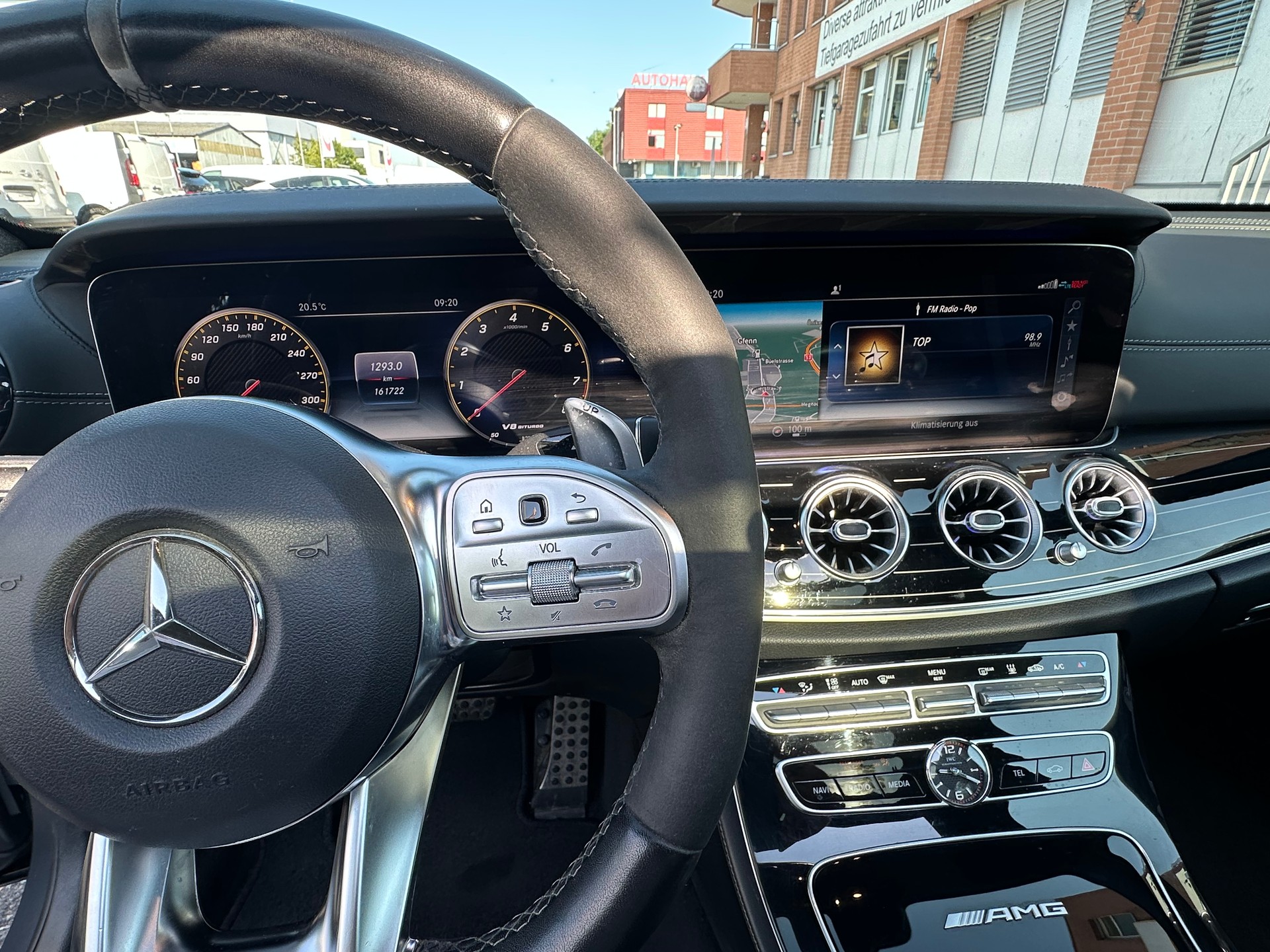 MERCEDES-BENZ E 63 AMG S 4 Matic 9G-Tronic-image-10