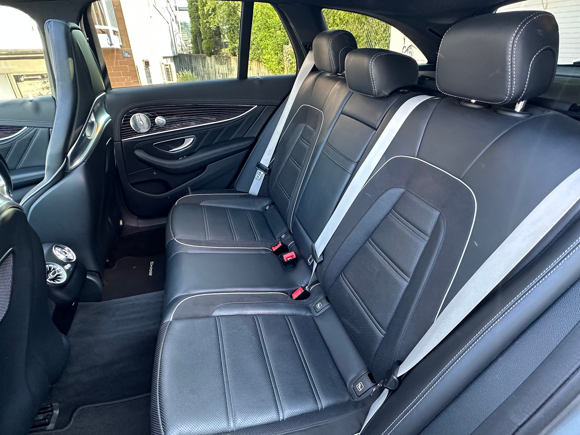 MERCEDES-BENZ E 63 AMG S 4 Matic 9G-Tronic-image-7