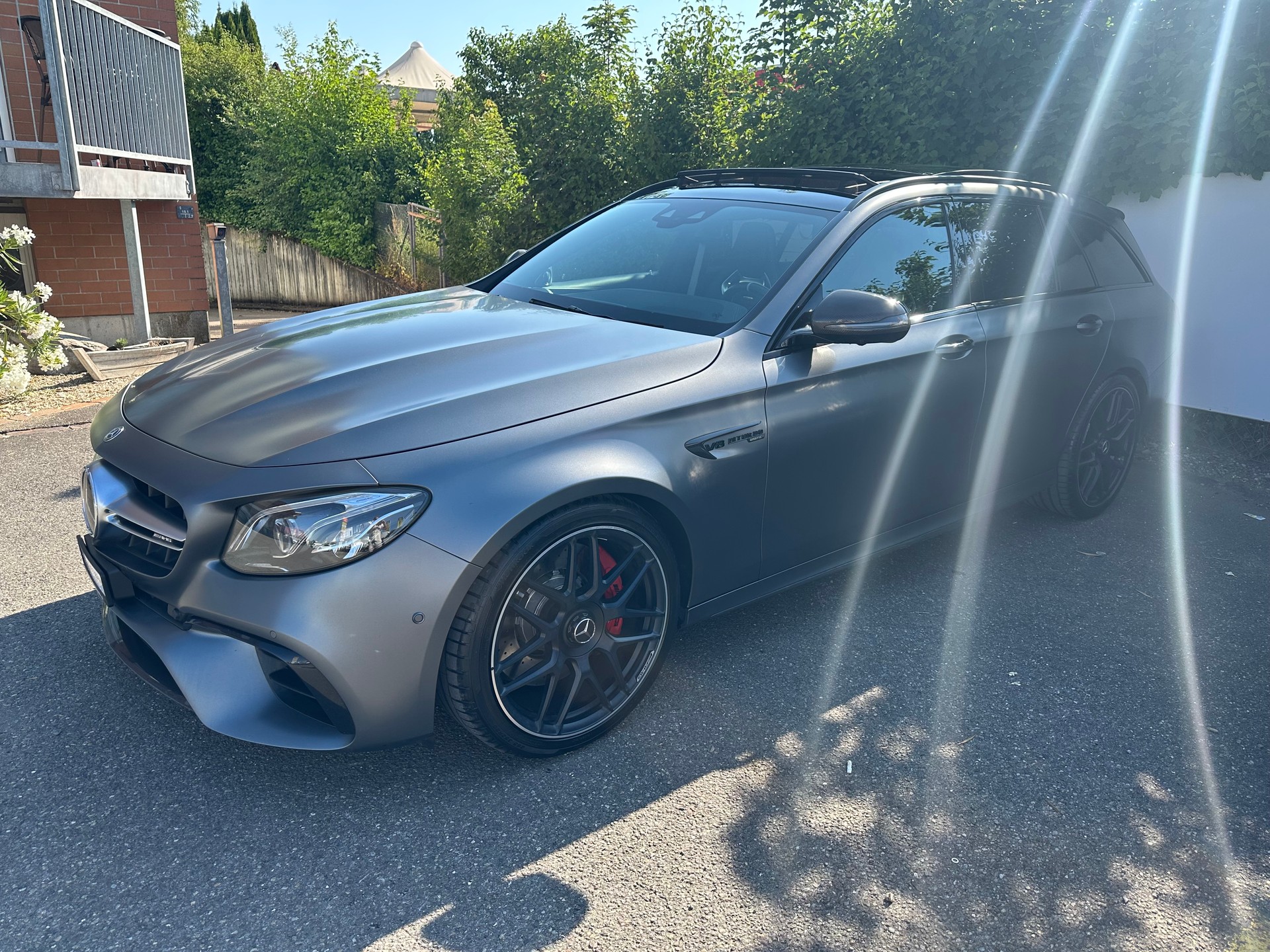 MERCEDES-BENZ E 63 AMG S 4 Matic 9G-Tronic-image-2