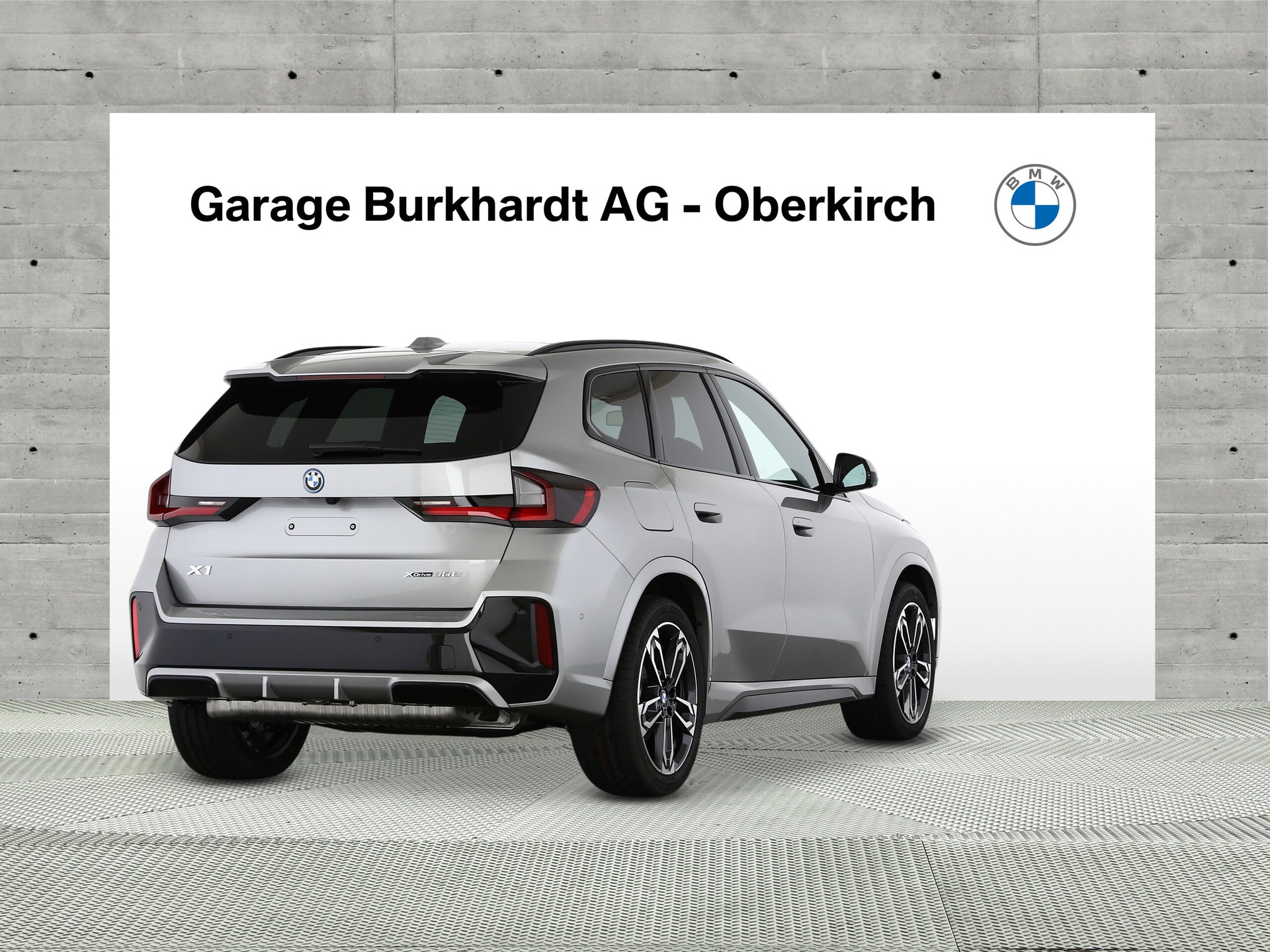 BMW X1 xDr 30e M Sport Pro-image-1