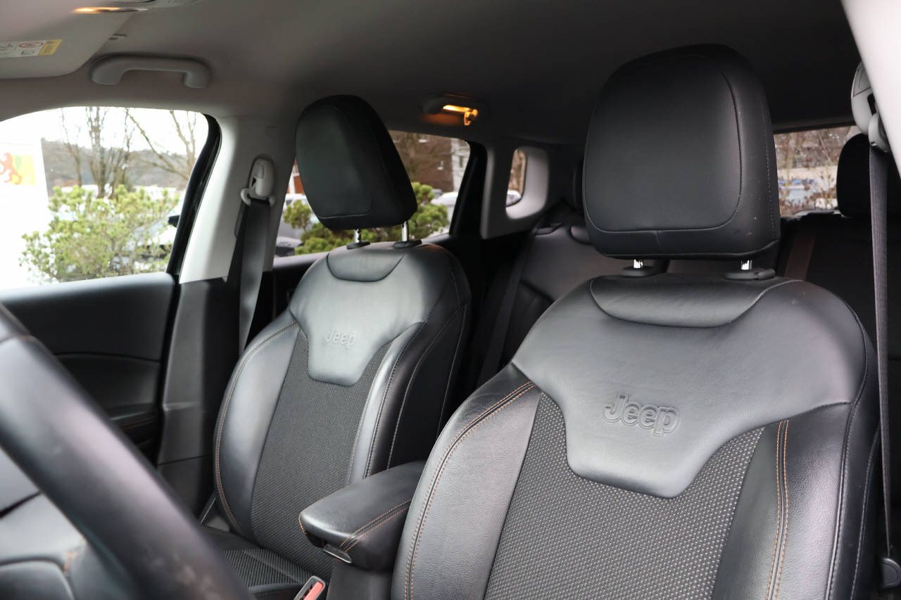JEEP Compass 2.0 CRD Limited AWD-image-10