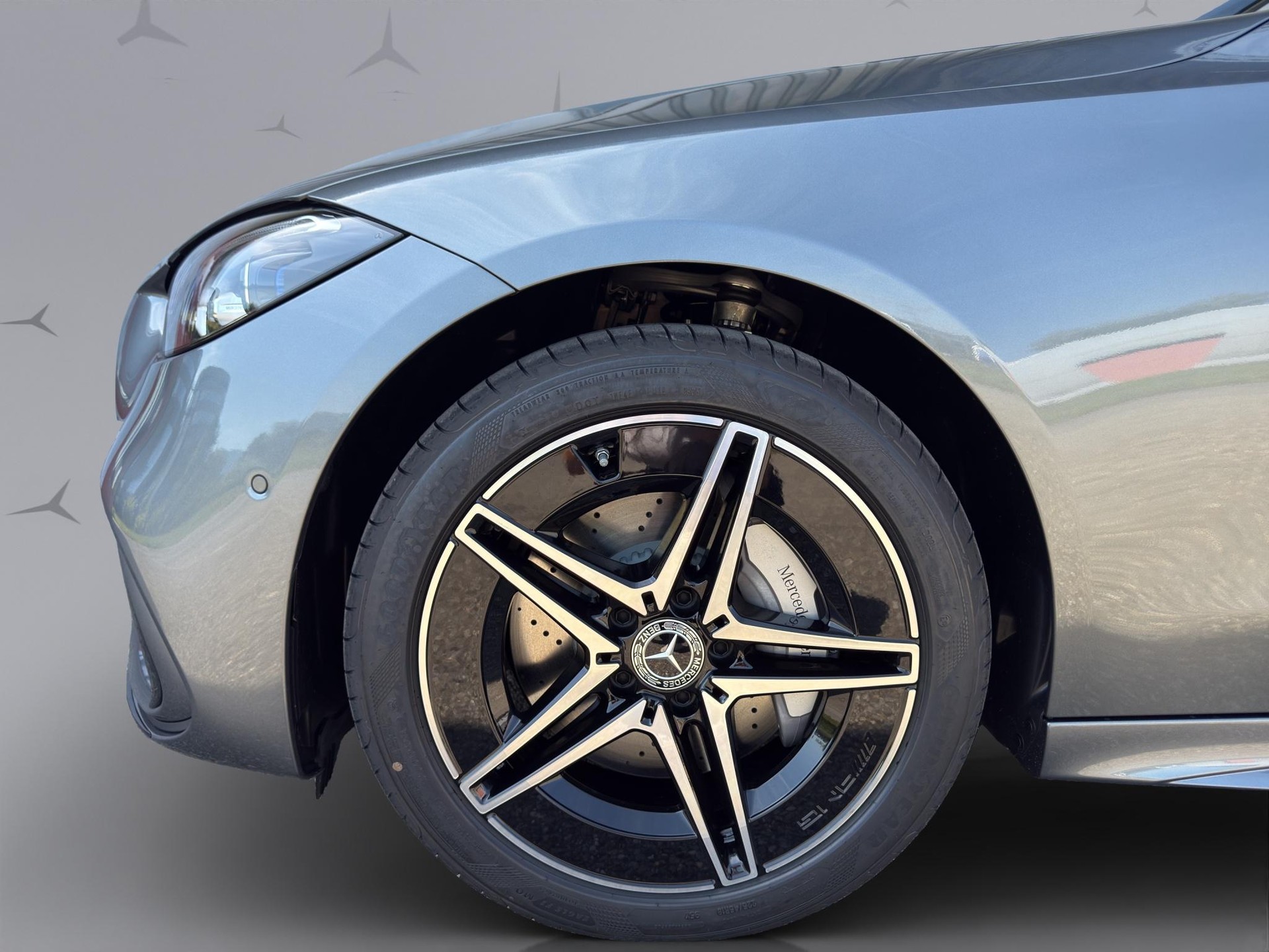 MERCEDES-BENZ C 220 d Swiss Star AMG Line 4matic Kombi-image-20