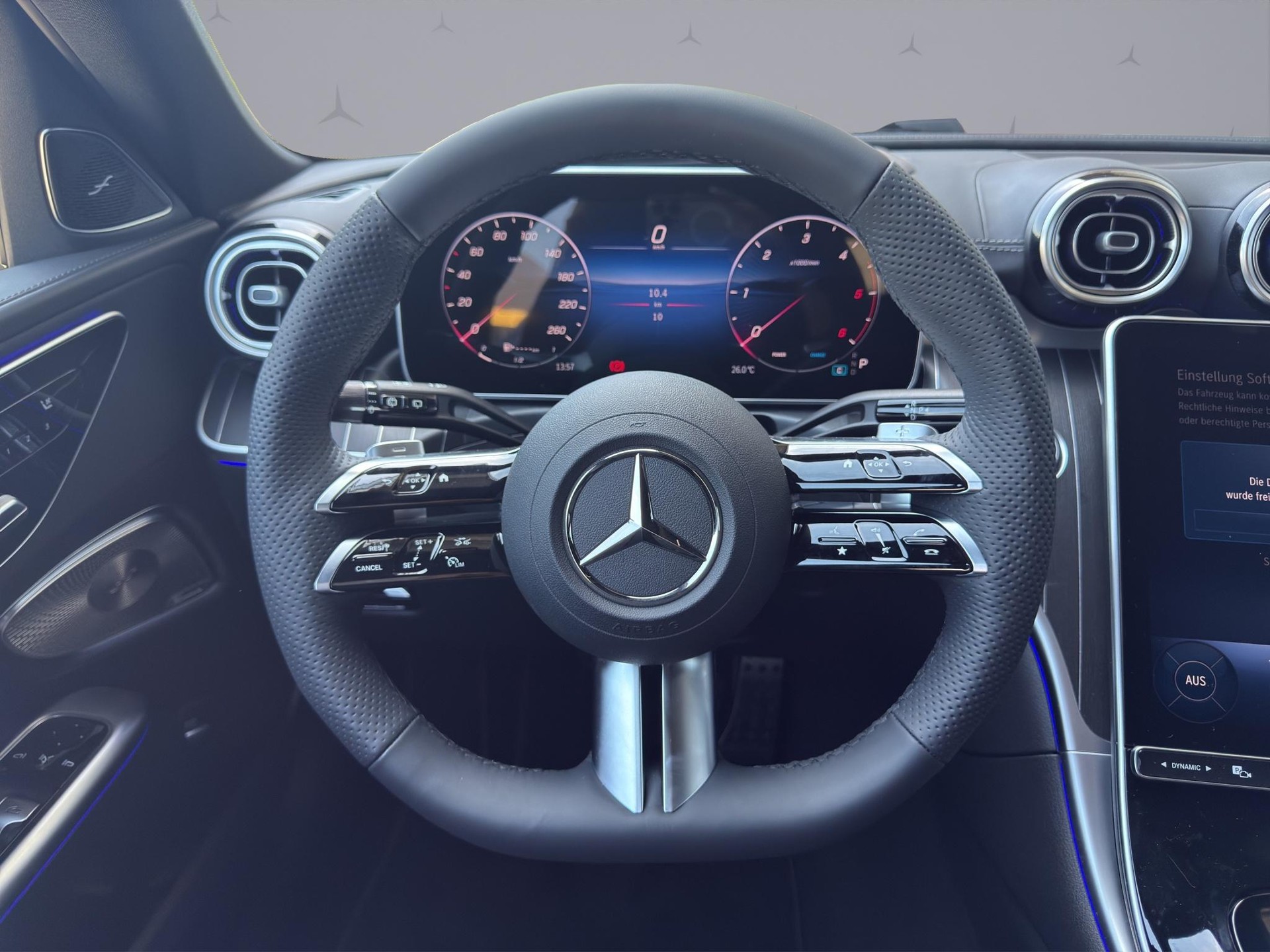 MERCEDES-BENZ C 220 d Swiss Star AMG Line 4matic Kombi-image-11