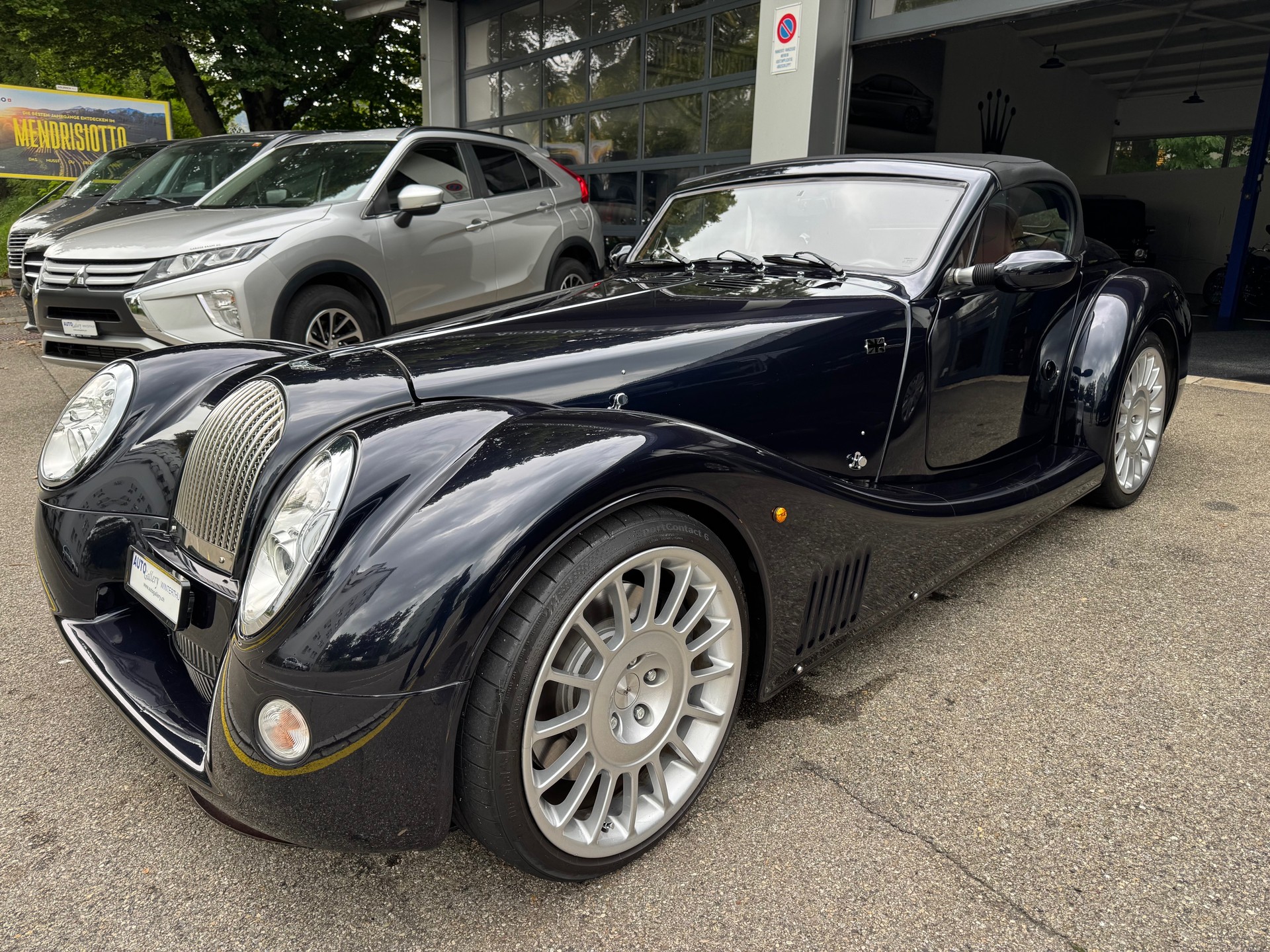 MORGAN AERO 8-showroom-element-2