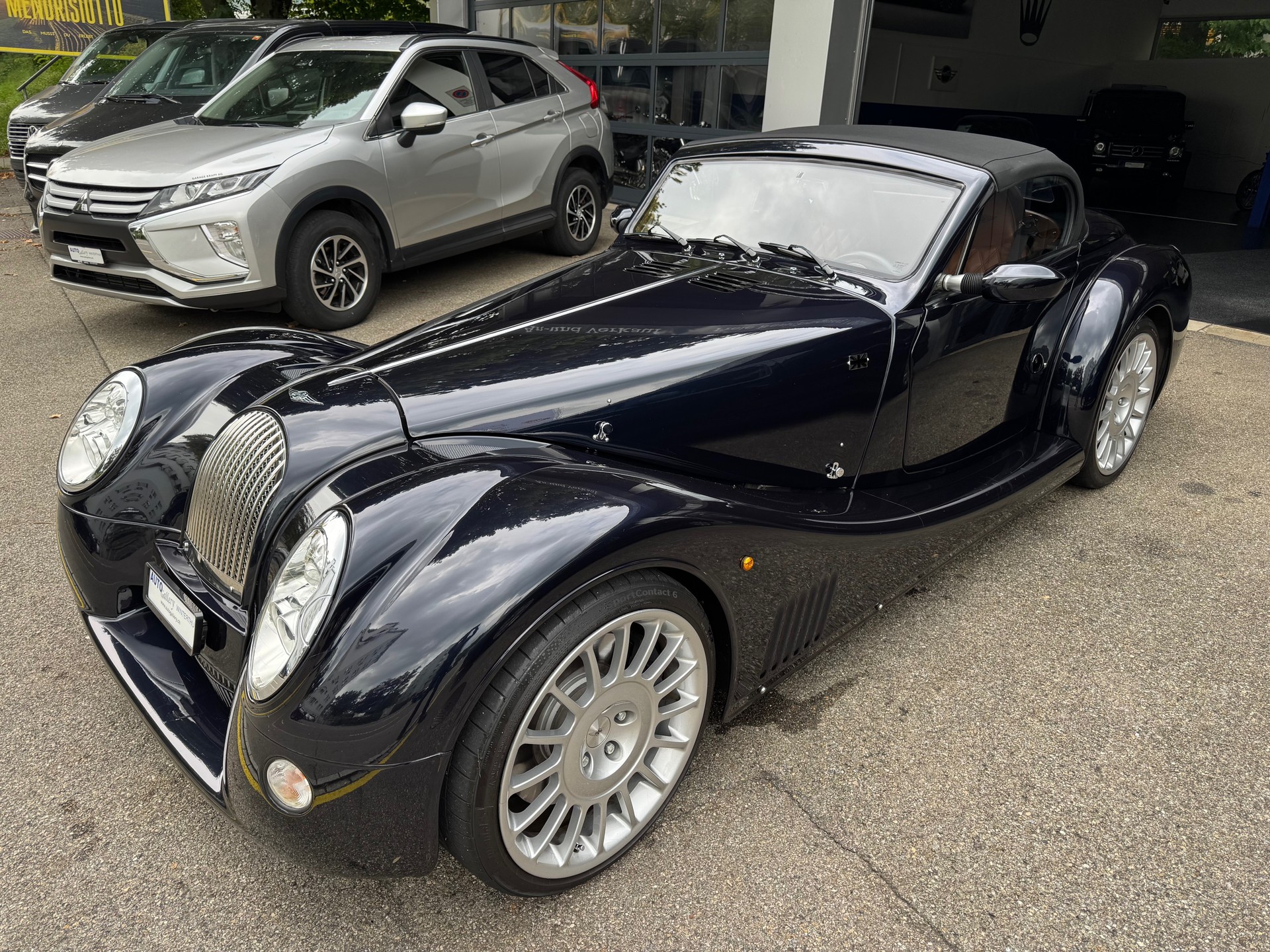 MORGAN AERO 8-showroom-element-3