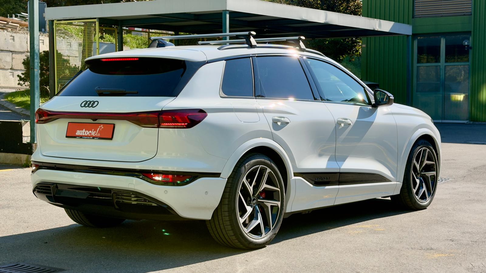 AUDI SQ6 e-tron quattro-image-4