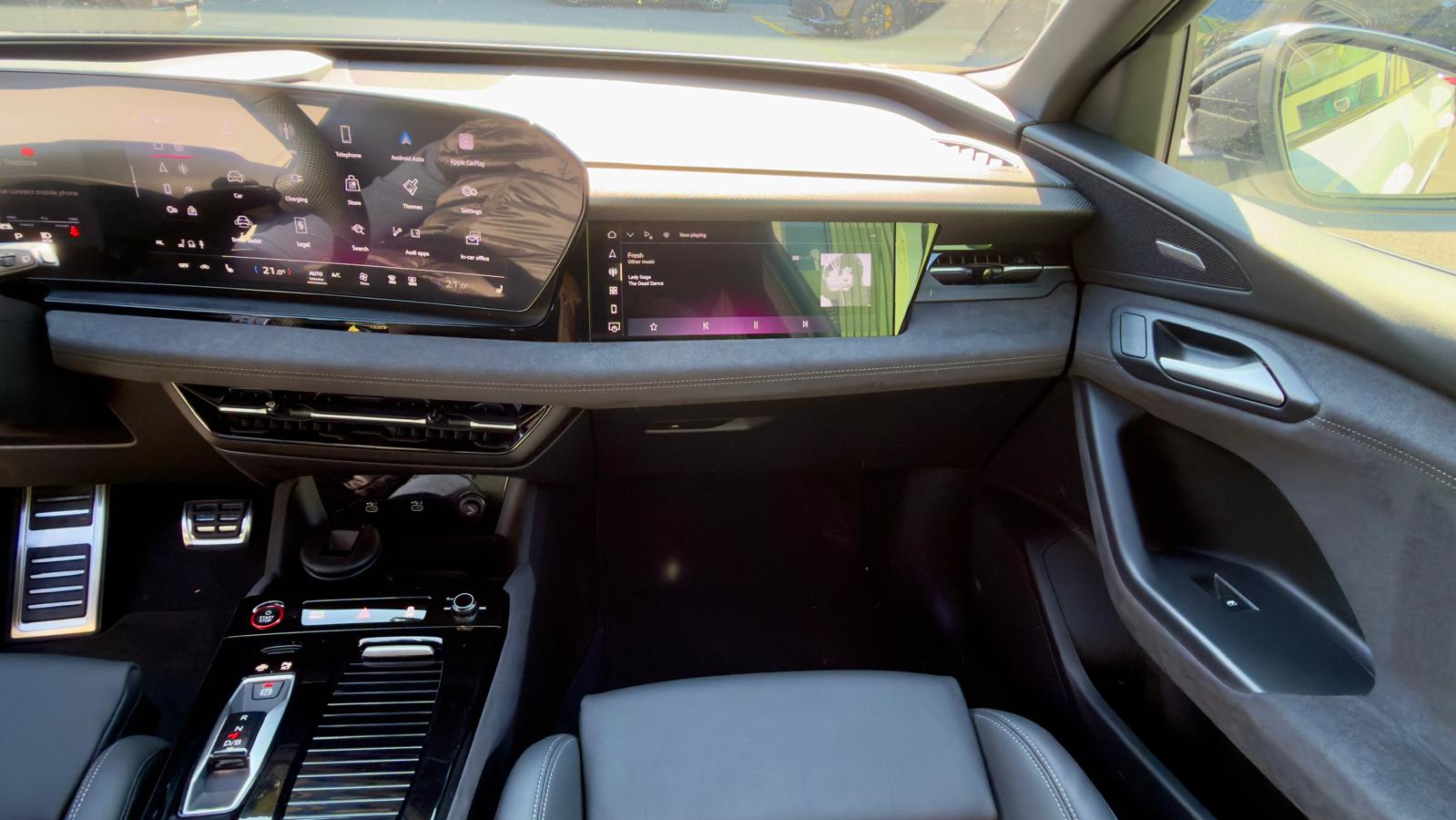 AUDI SQ6 e-tron quattro-image-9