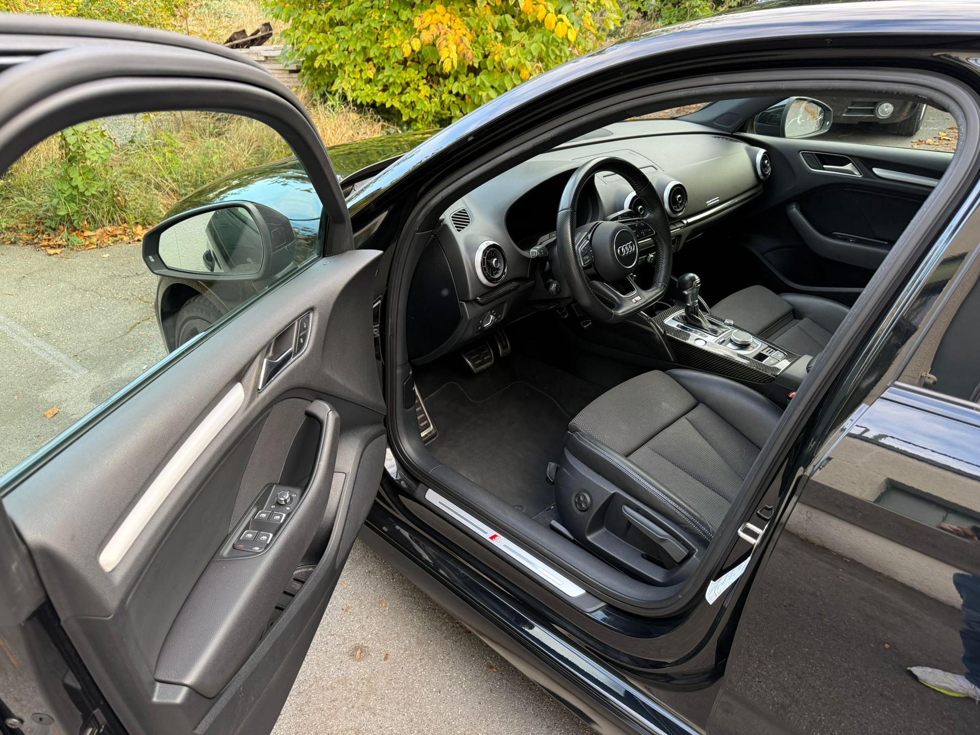 AUDI A3 Limousine 35 TDI S-Line S-tronic-image-9
