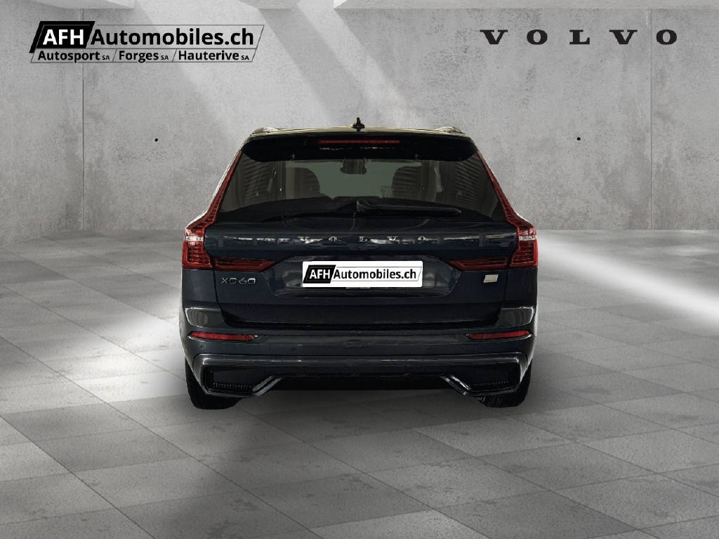 VOLVO XC60 2.0 T8 TE R-Design eAWD-image-4