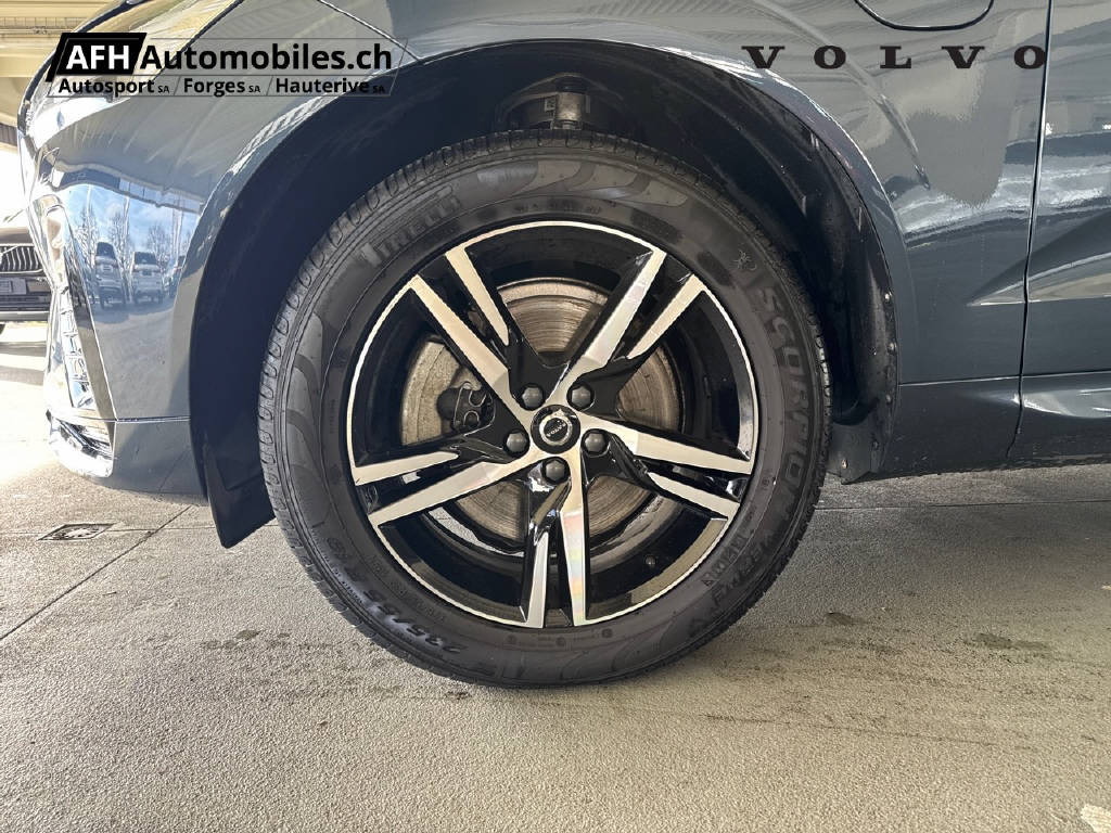 VOLVO XC60 2.0 T8 TE R-Design eAWD-image-17