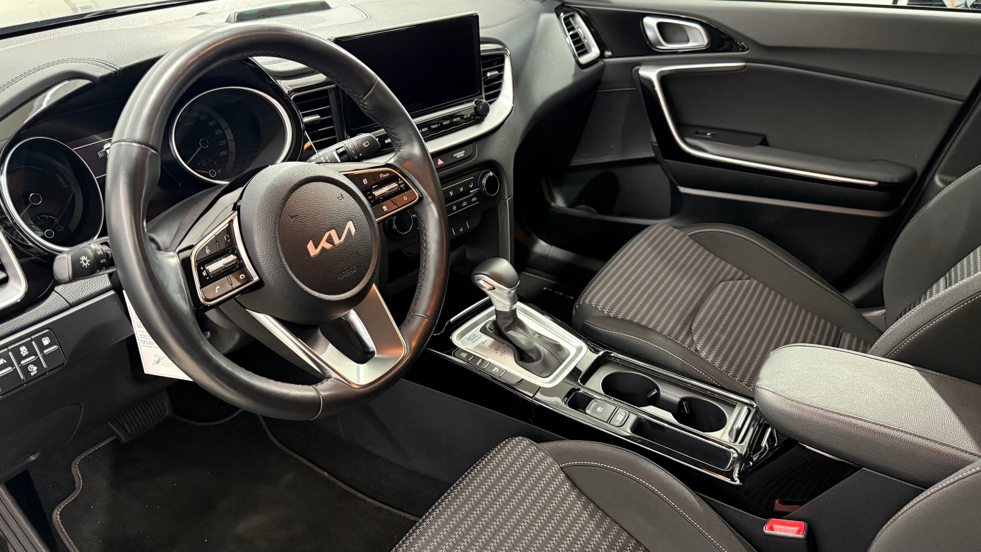 KIA XCeed 1.6 GDi Plug-in Hybrid S-image-3