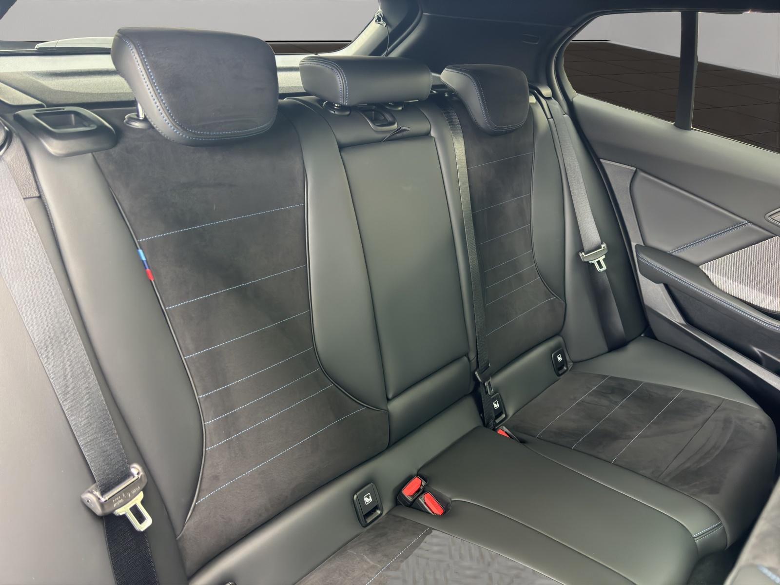 BMW M135i xDrive-image-11
