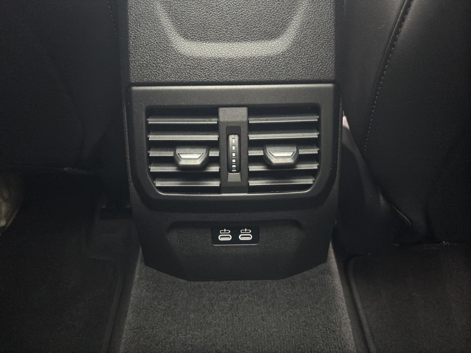 BMW M135i xDrive-image-21