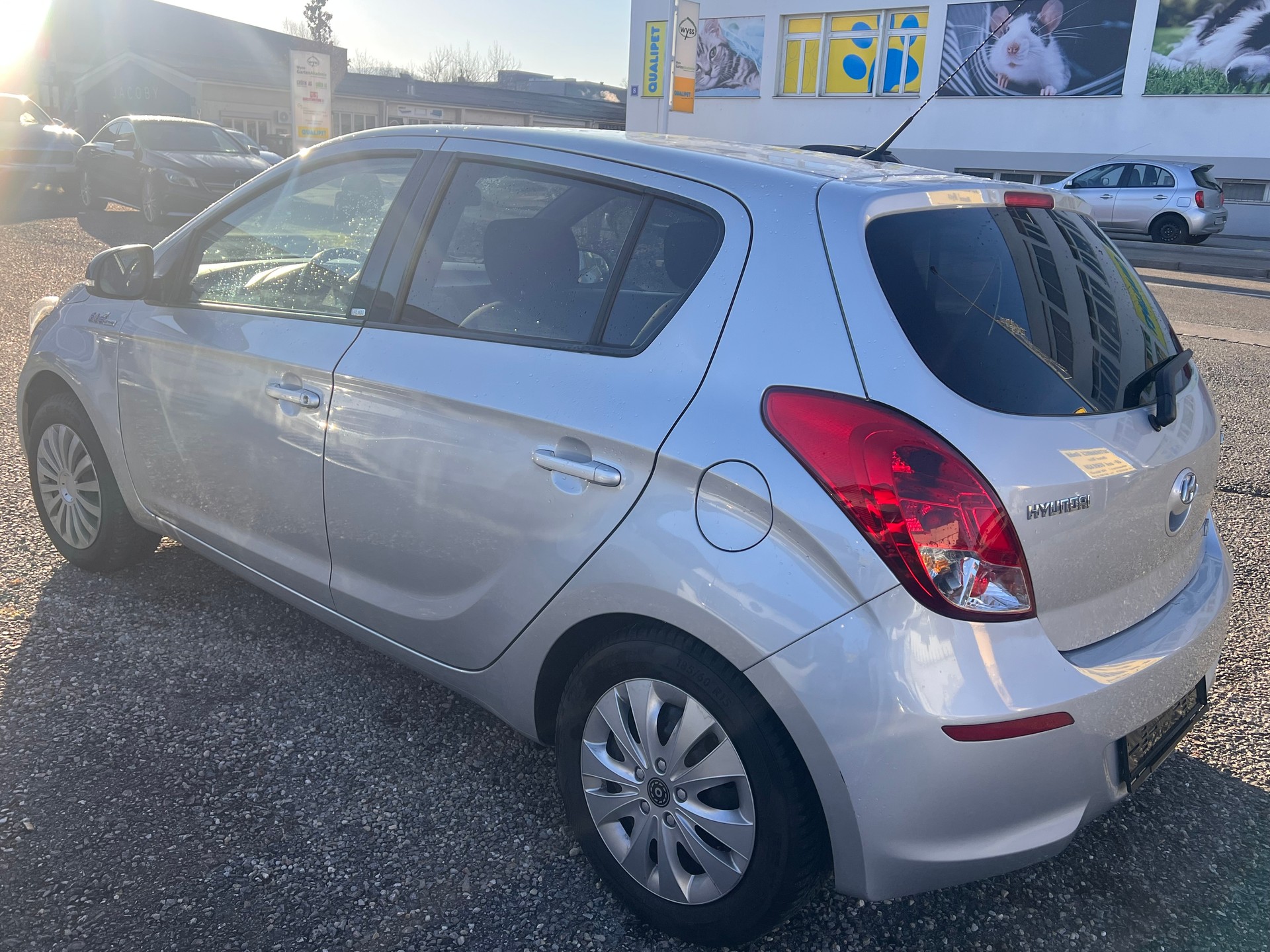 HYUNDAI i20 1.2 GO!-image-4