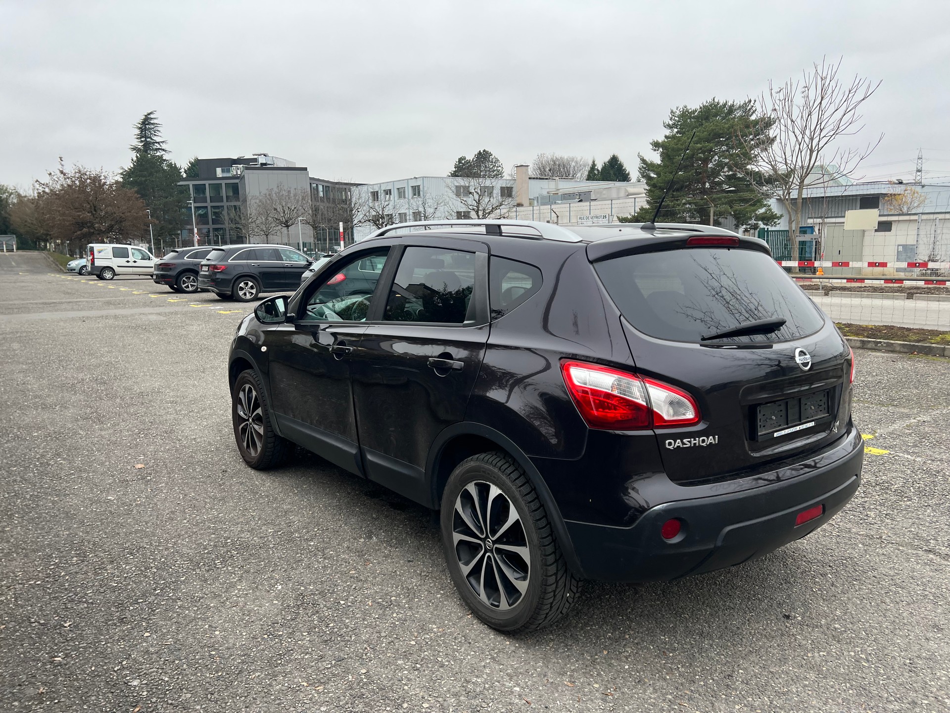 NISSAN Qashqai 2.0 4WD tekna-image-6
