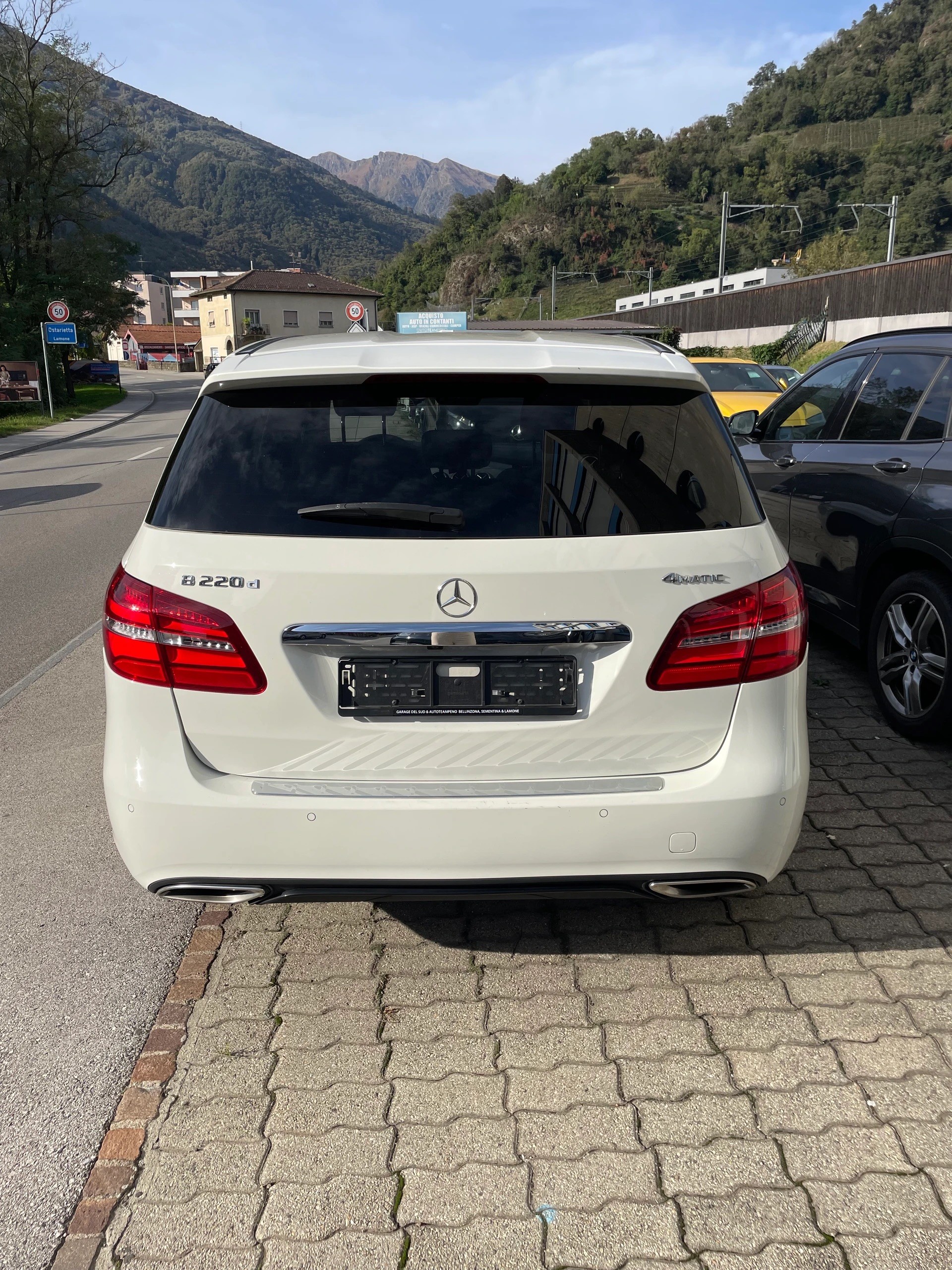 MERCEDES-BENZ B 220 CDI Urban 4Matic 7G-DCT-image-5