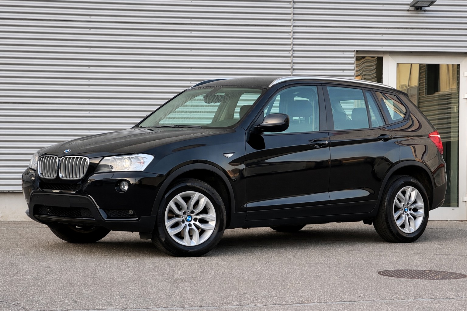 Car photo