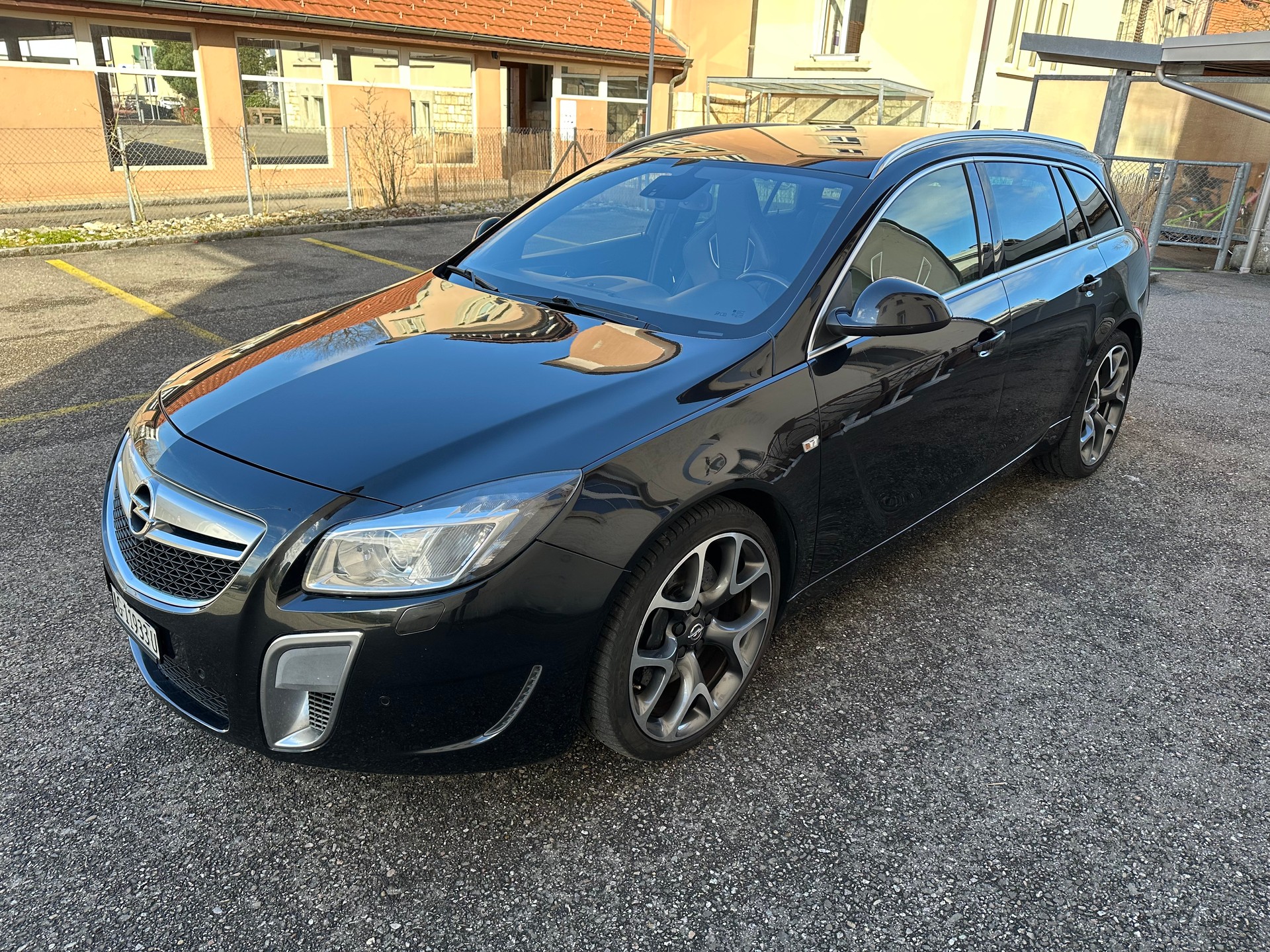 OPEL Insignia Sports Tourer 2.8 Turbo OPC 4WD Automatic-image-1