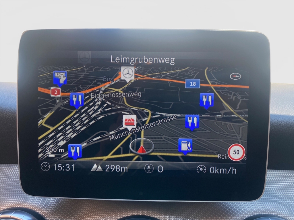 MERCEDES-BENZ CLA 200 Night Star-image-14