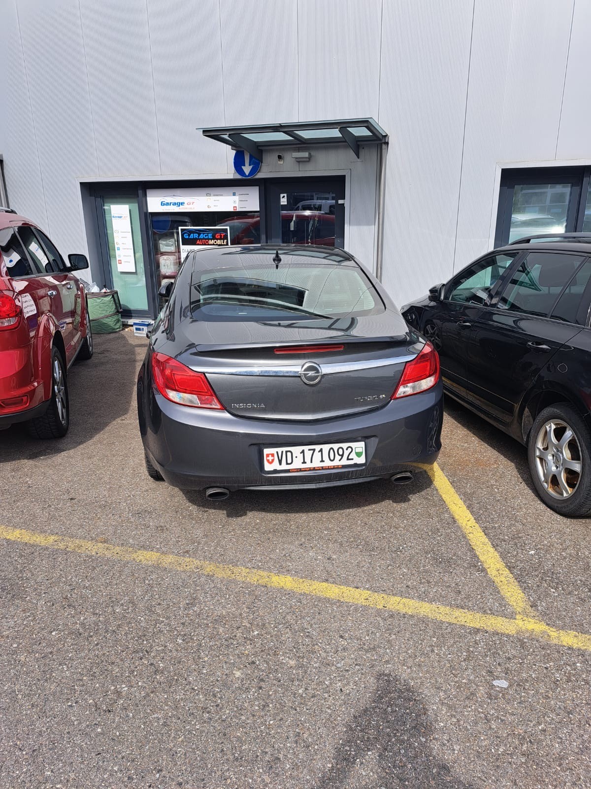 OPEL Insignia 2.0 Turbo Sport 4WD-image-1