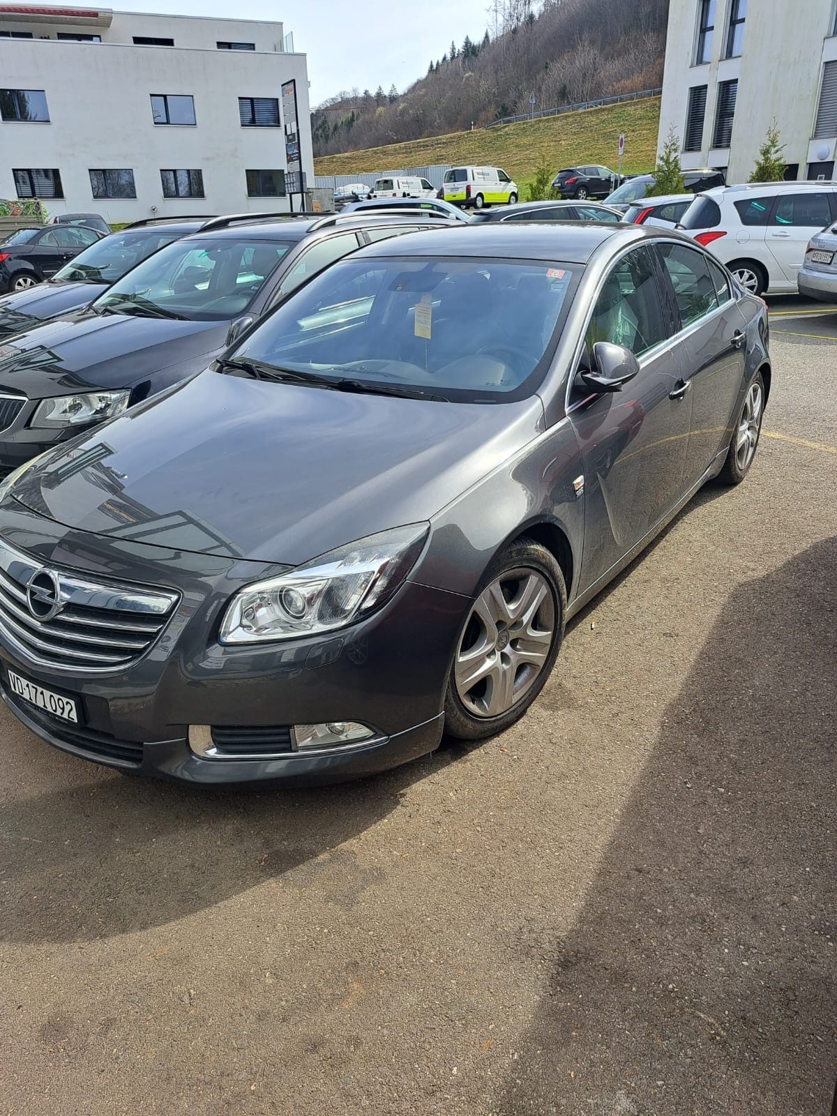 OPEL Insignia 2.0 Turbo Sport 4WD-image-2