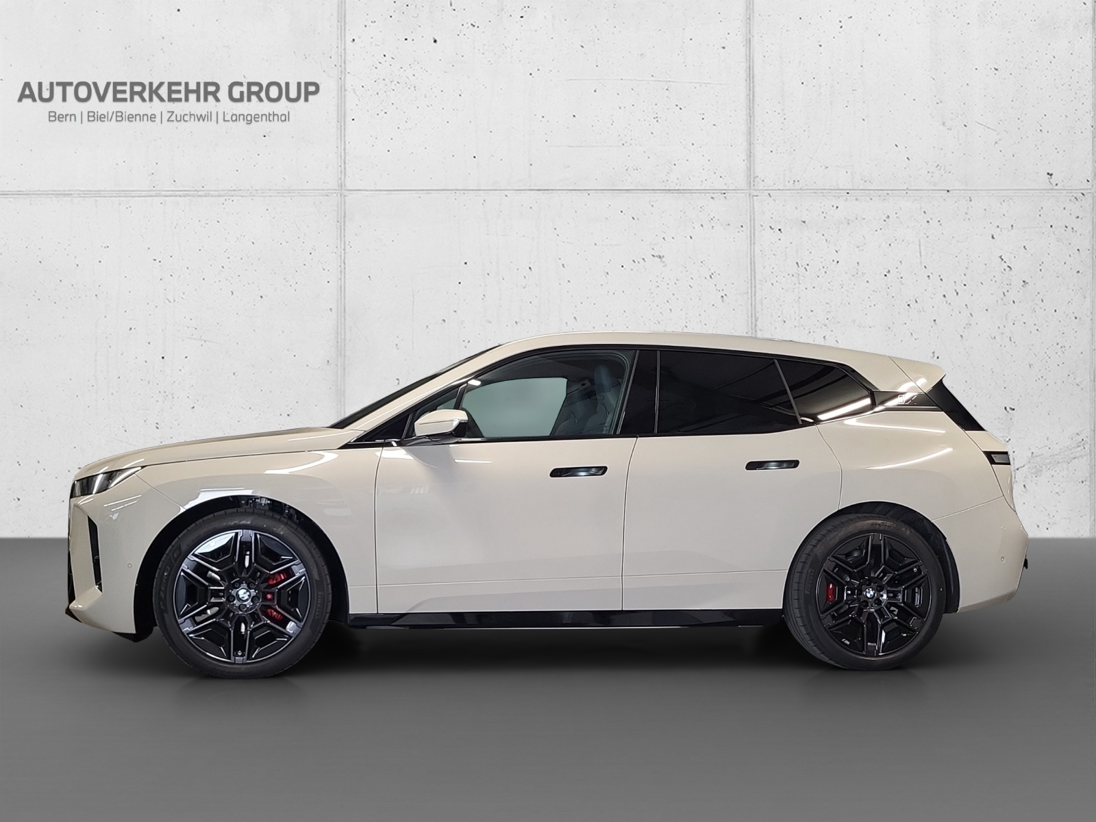 BMW iX xDrive60 M Sport Pro-image-7