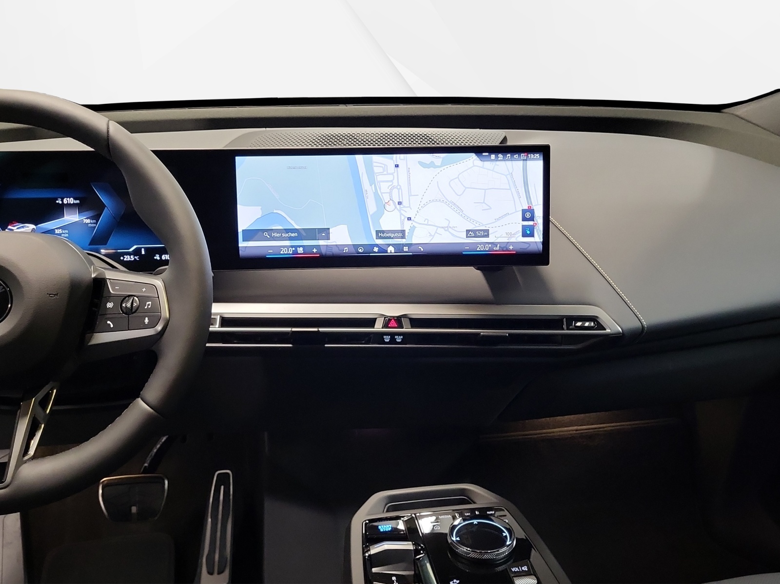 BMW iX xDrive60 M Sport Pro-image-14