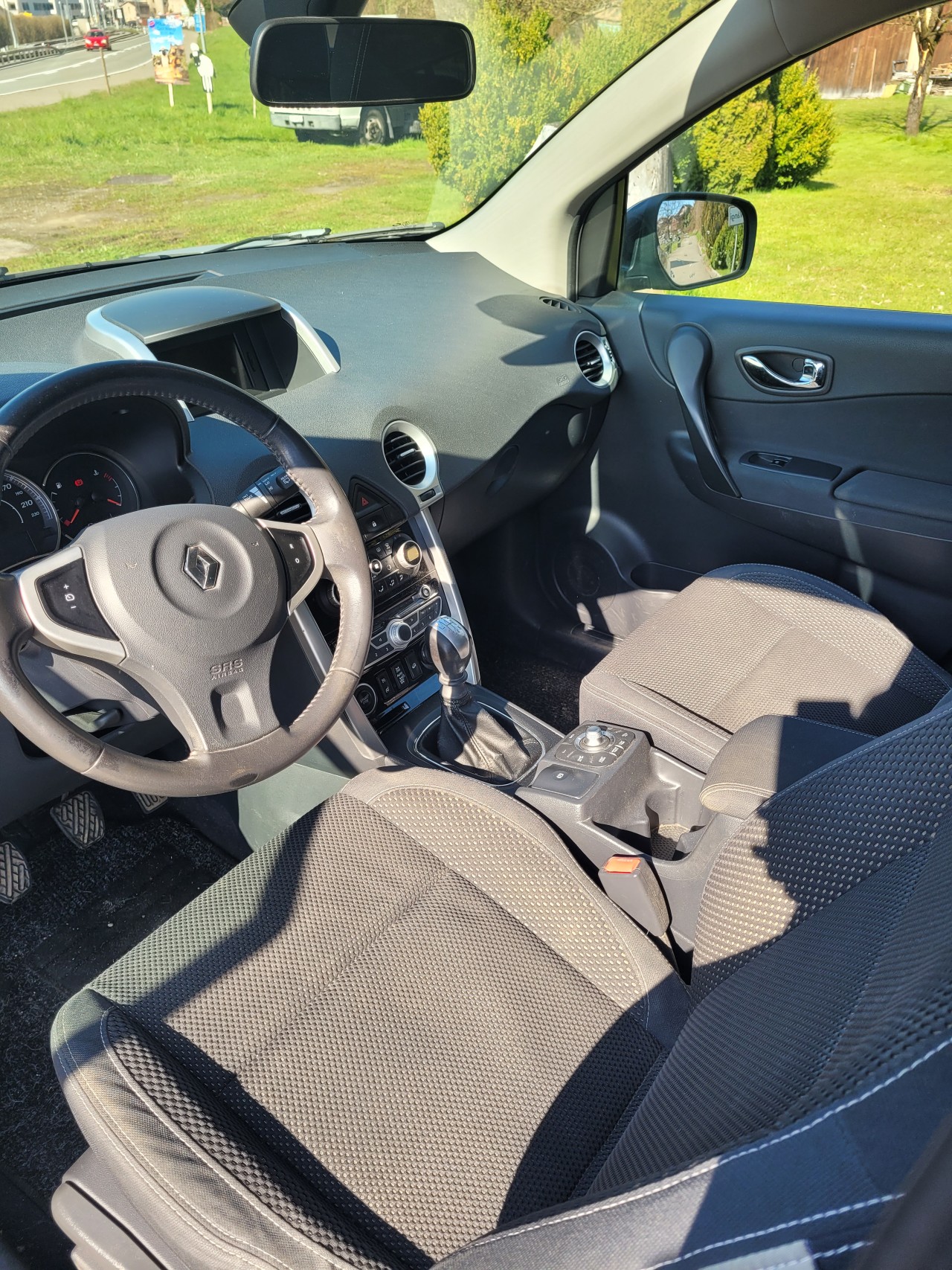 RENAULT Koleos 2.0 dCi Dynamique 4x4-image-6